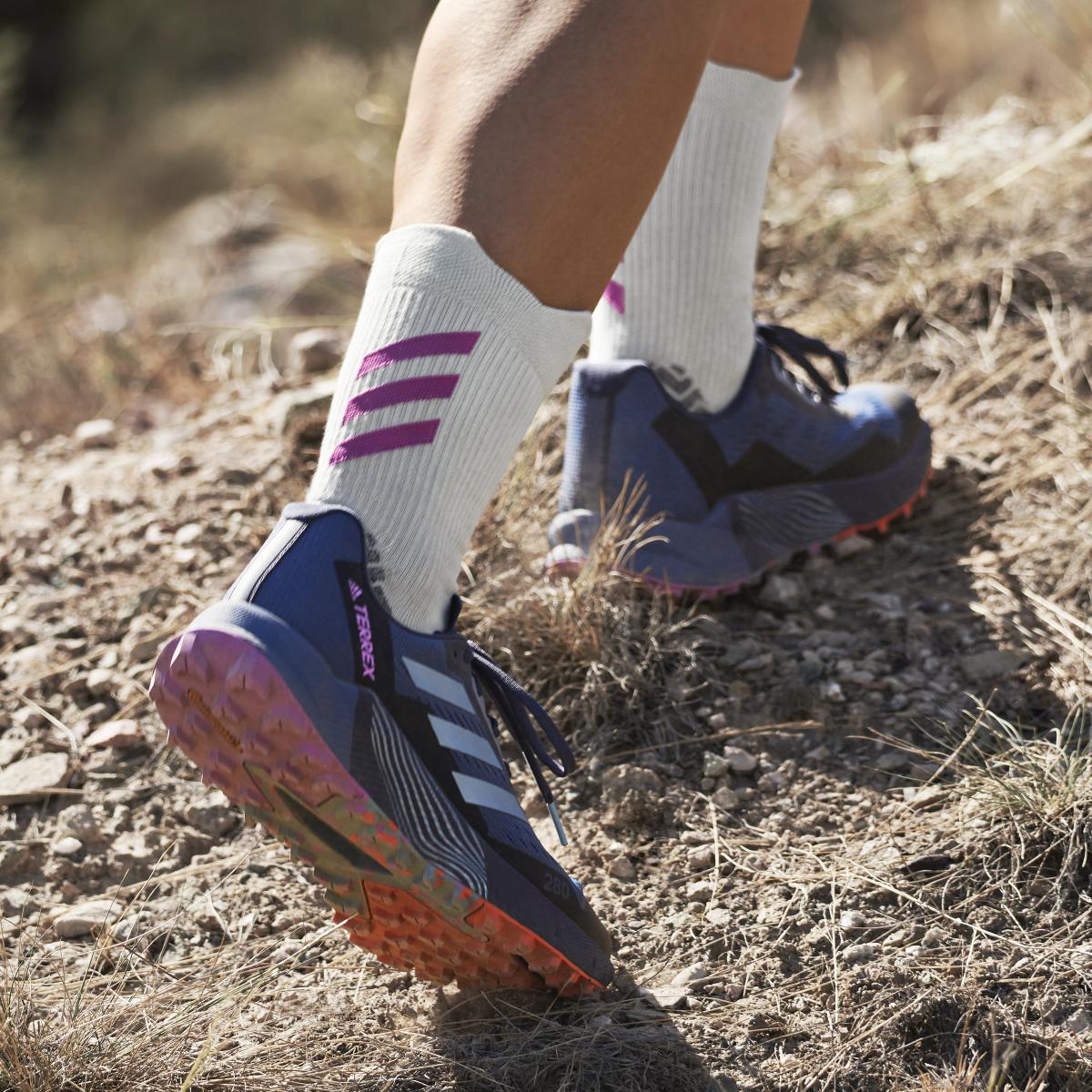 product/a/d/adidas_gz1901_18_footwear_photography_heromrktng_view_3_white_000.jpg