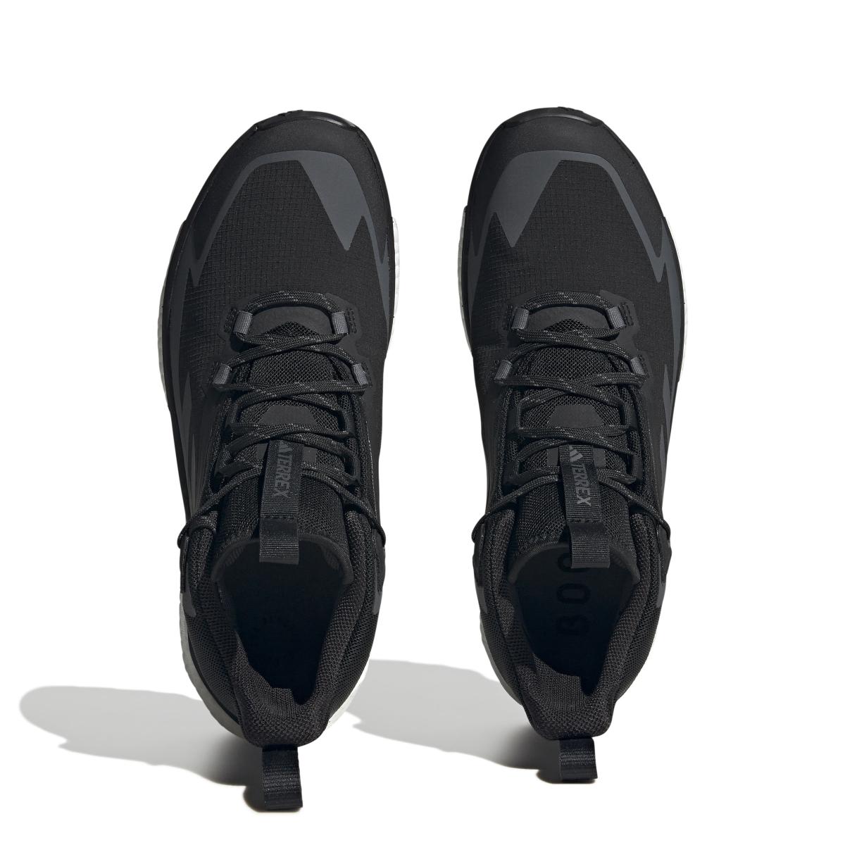 product/a/d/adidas_hp7818_3_footwear_photography_top_portrait_view_white.jpg