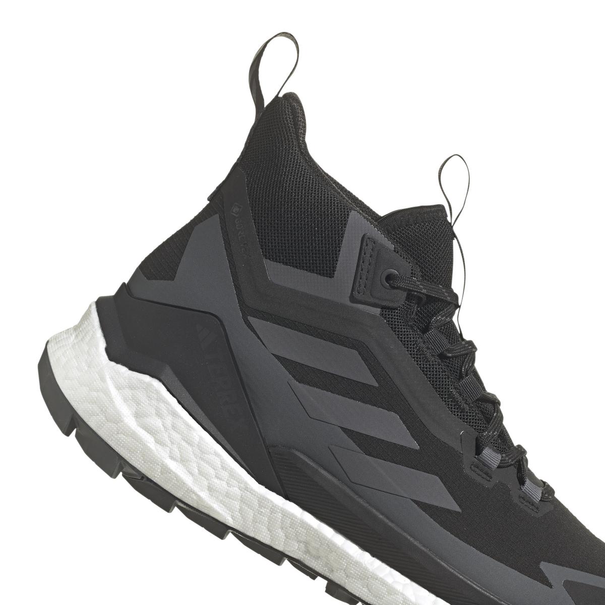 product/a/d/adidas_hp7818_9_footwear_photography_detail_view_2_white.jpg