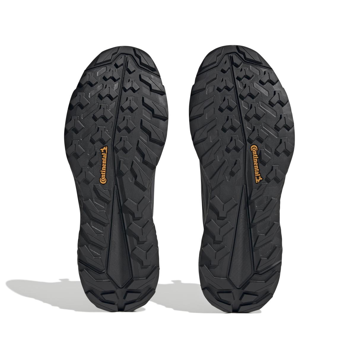 product/a/d/adidas_hq8383_4_footwear_photography_bottom_view_white.jpg