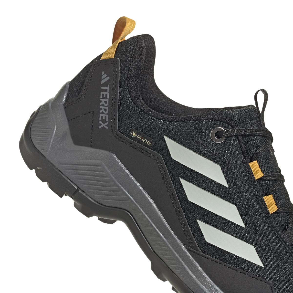 product/a/d/adidas_id7847_8_footwear_photography_detail_view_1_white.jpg