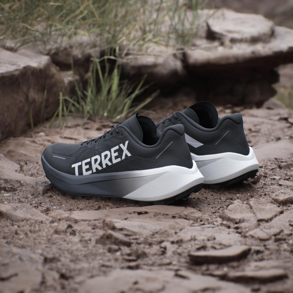 product/a/d/adidas_ie0813_19_footwear_photography_heromrktng_view_6.jpg