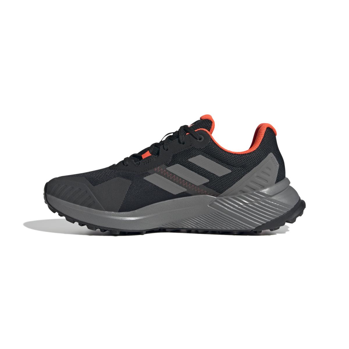 product/a/d/adidas_if5016_5_footwear_photography_side_medial_center_view_white.jpg