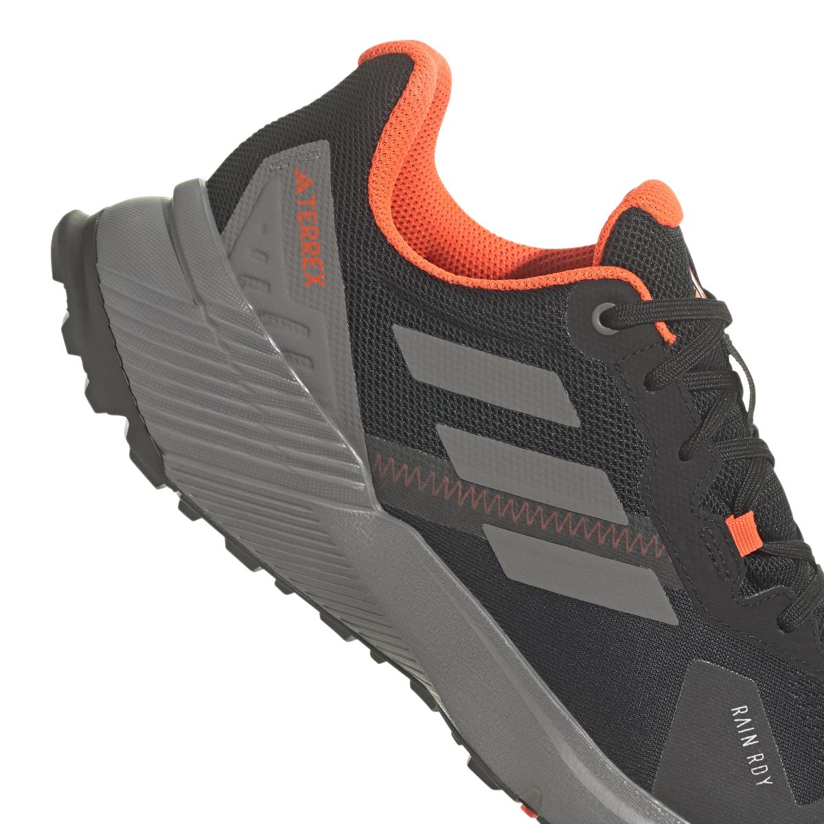 product/a/d/adidas_if5016_8_footwear_photography_detail_view_1_white.jpg