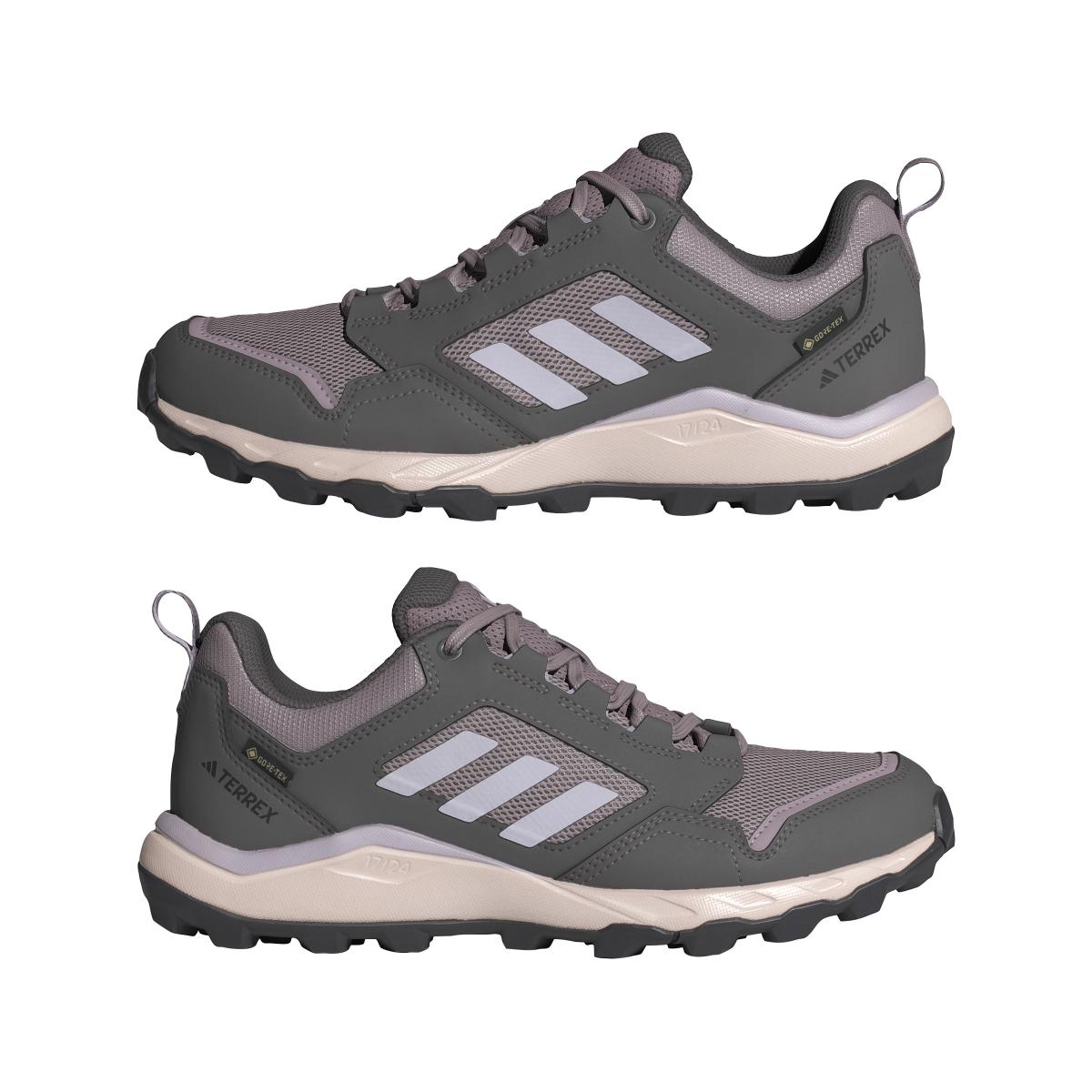 product/a/d/adidas_ig8926_10_footwear_photography_mirrored_pair_view_white.jpg