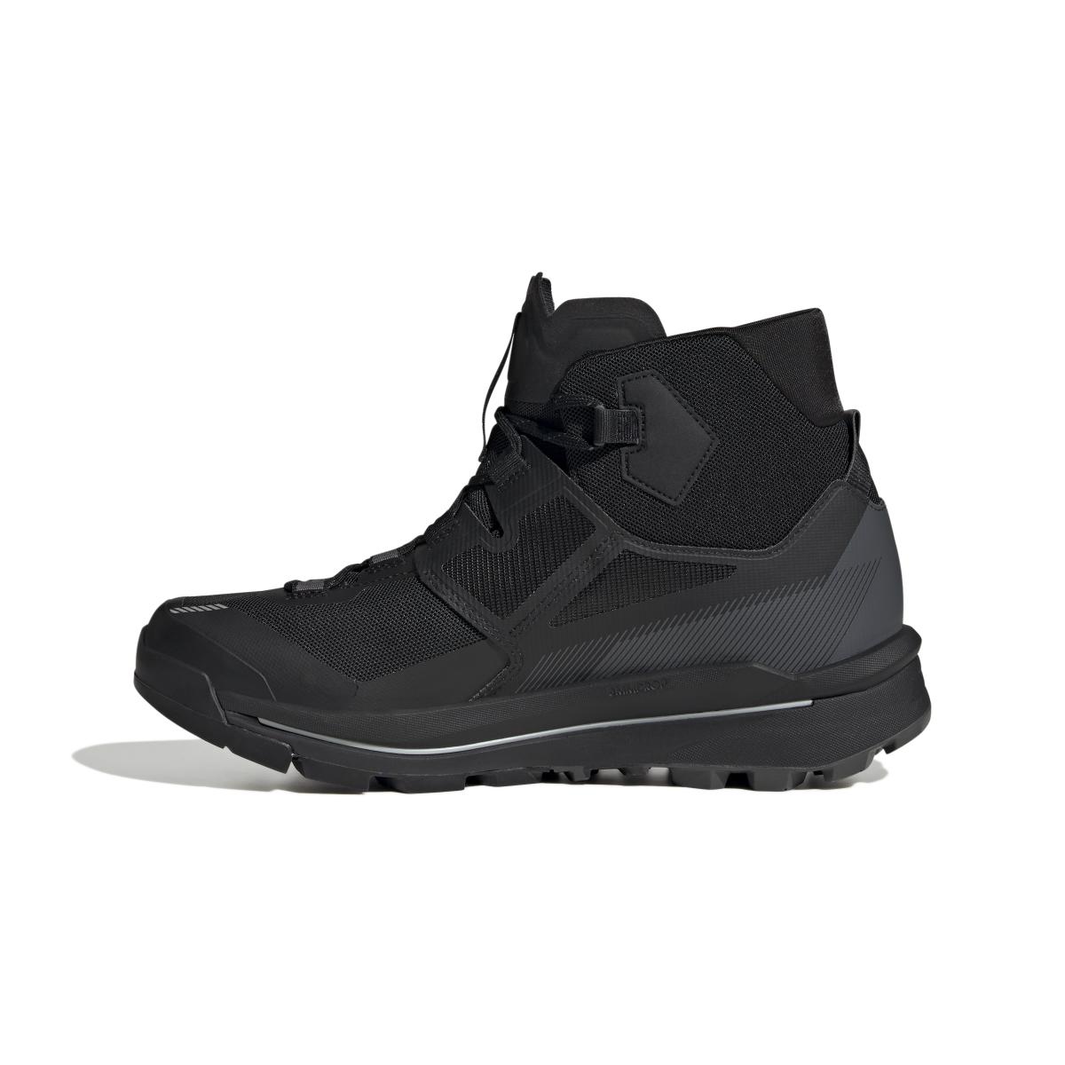 product/a/d/adidas_ih1089_5_footwear_photography_side_medial_center_view_white-nw091625.jpg
