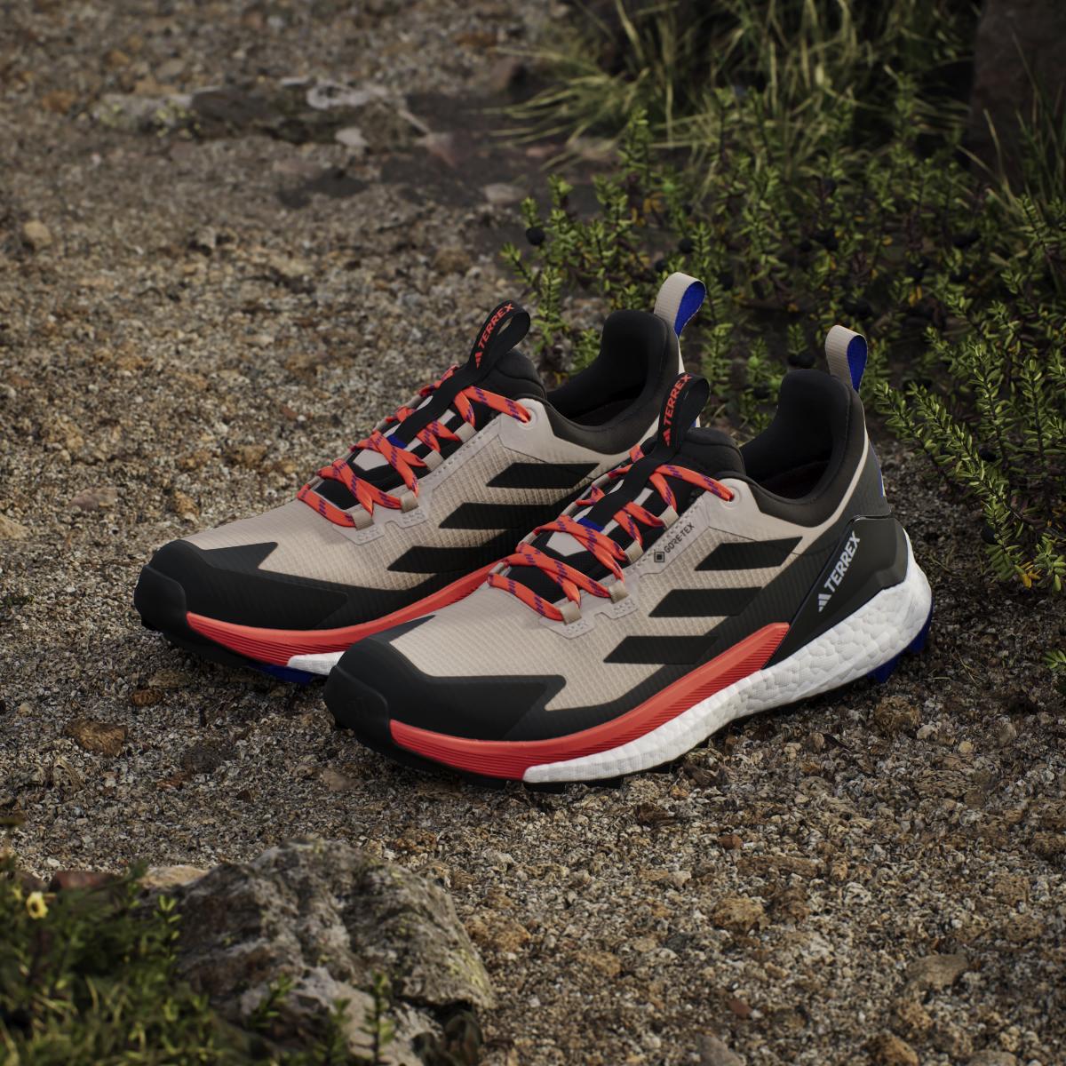 product/a/d/adidas_ih3536_16_footwear_photography_heromrktng_view_5.jpg