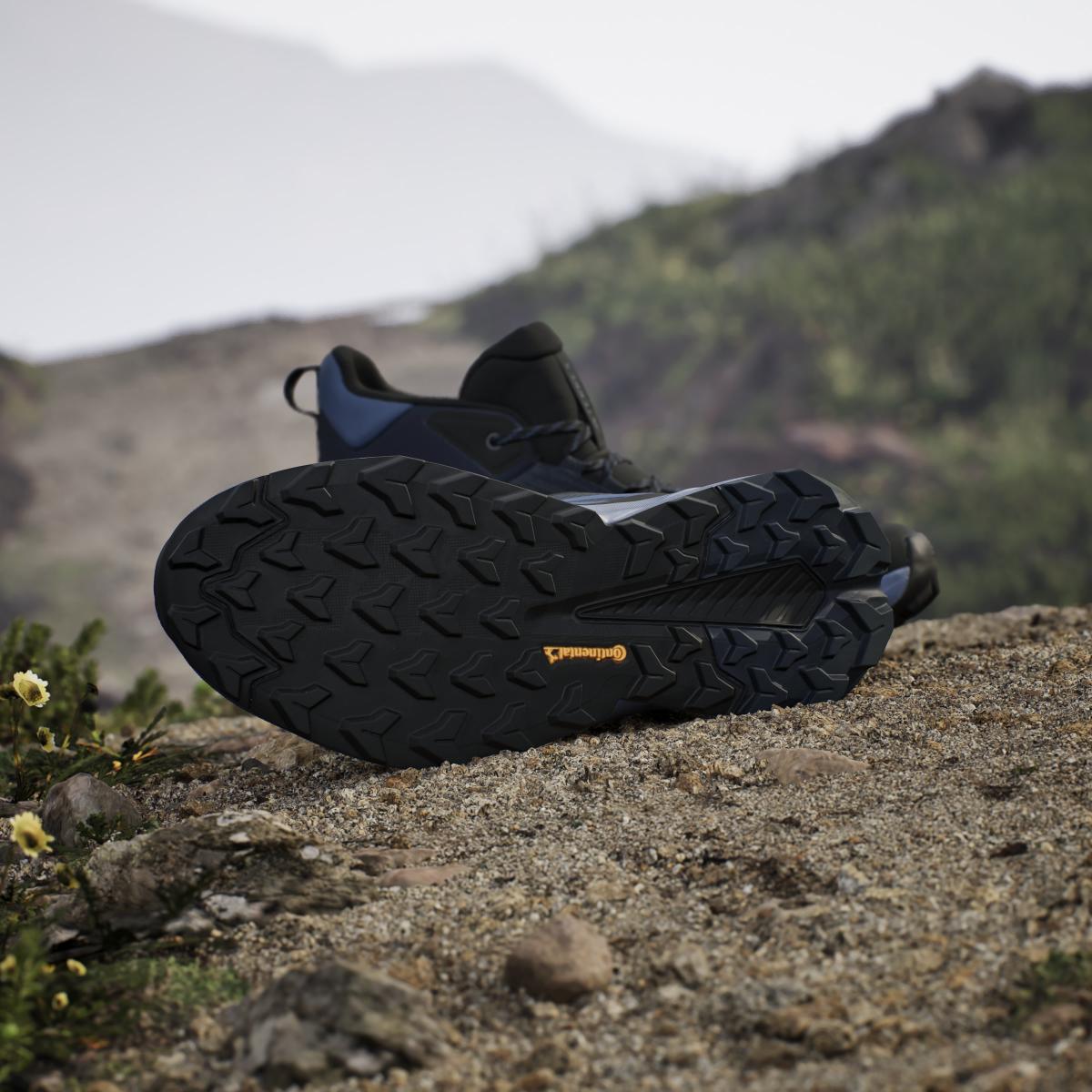 product/a/d/adidas_ih3733_17_footwear_photography_heromrktng_view_4-nw091625.jpg