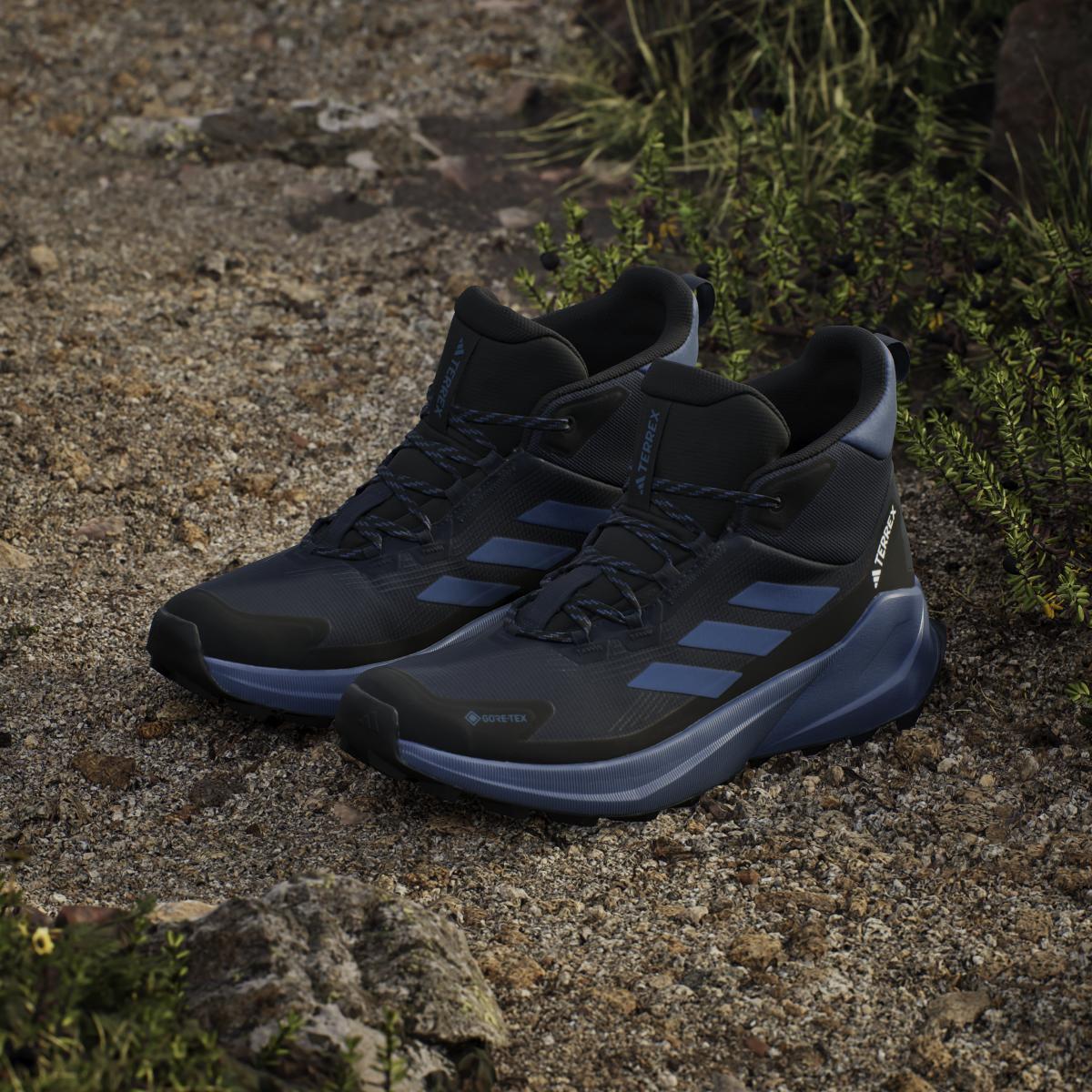 product/a/d/adidas_ih3733_18_footwear_photography_heromrktng_view_5-nw091625.jpg