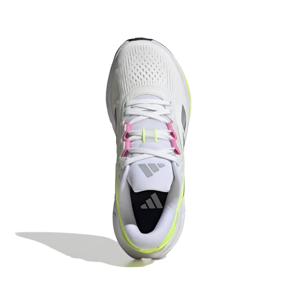 product/a/d/adidas_jq5069_3_footwear_photography_top_portrait_view_white-nw091625.jpg