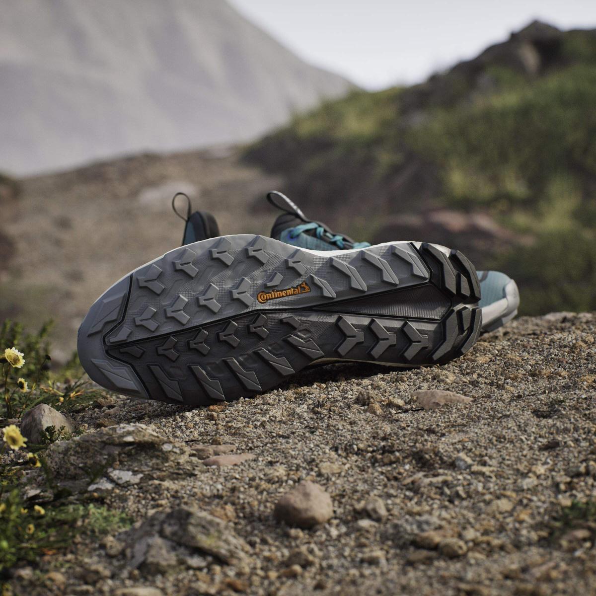 product/a/d/adidas_jq9908_17_footwear_photography_heromrktng_view_4-nw091625.jpg