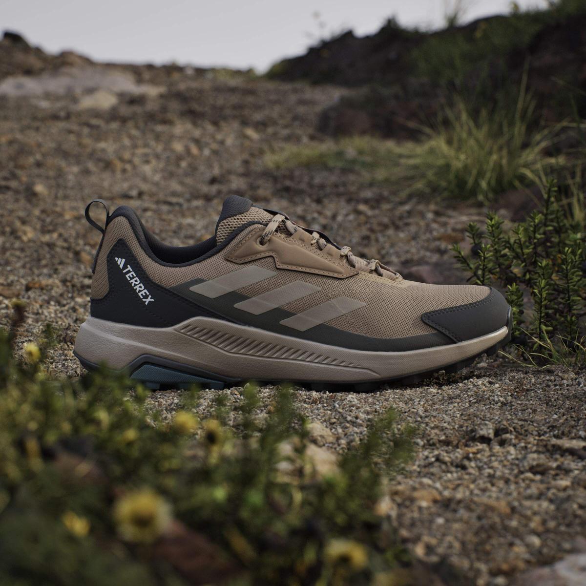 product/a/d/adidas_jq9953_16_footwear_photography_heromrktng_view_3-nw091625.jpg