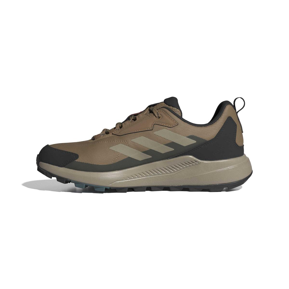 product/a/d/adidas_jq9953_5_footwear_photography_side_medial_center_view_white-nw091625.jpg