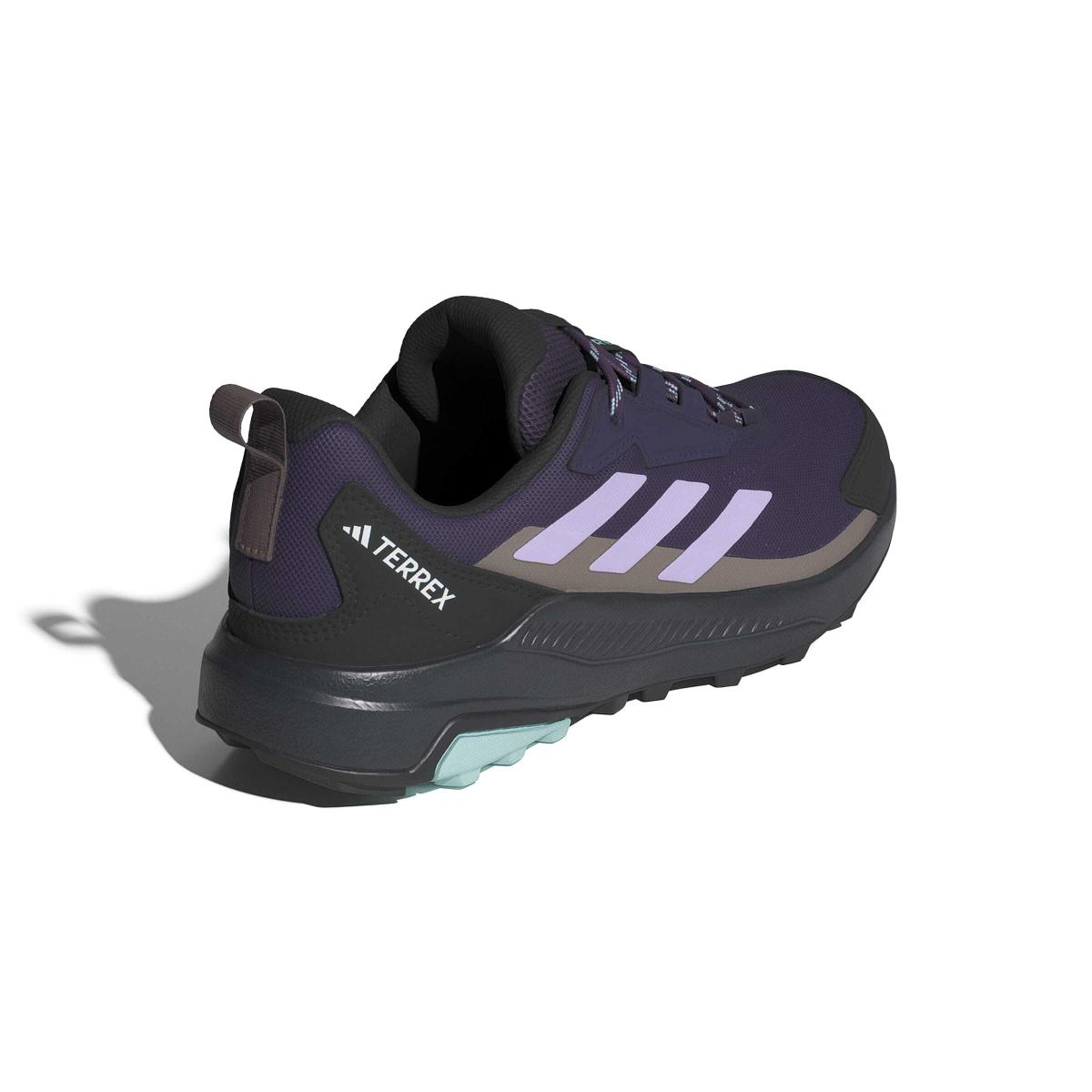 product/a/d/adidas_jq9956_7_footwear_photography_back_lateral_top_view_white-nw091625.jpg