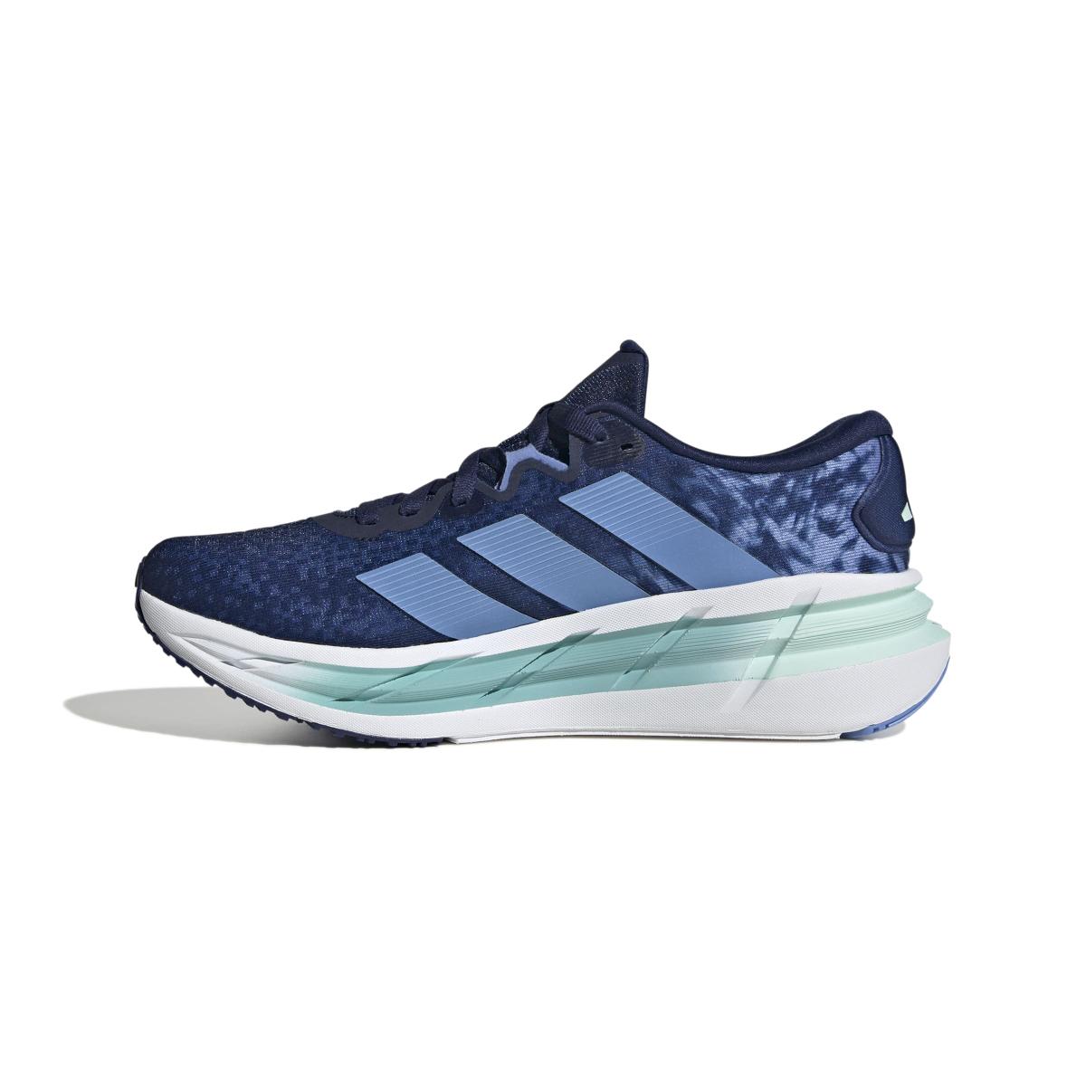 product/a/d/adidas_jr0309_5_footwear_photography_side_medial_center_view_white-nw091625.jpg