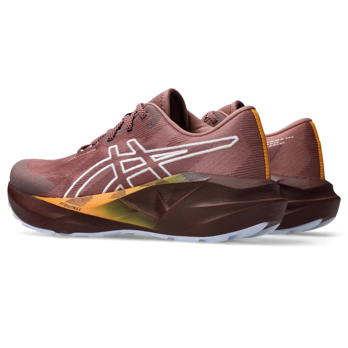 product/a/s/asics_1012b911---600_nature-bathing-rubble-red_3.jpg