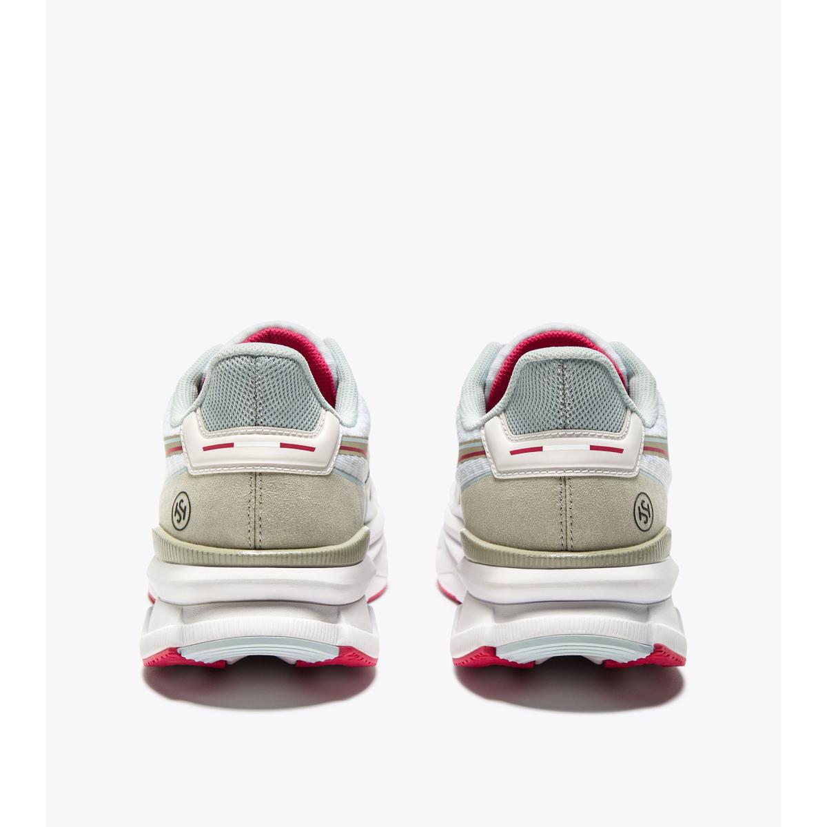 product/d/i/diadora_101.182058-75009_gris-agate_3.jpg