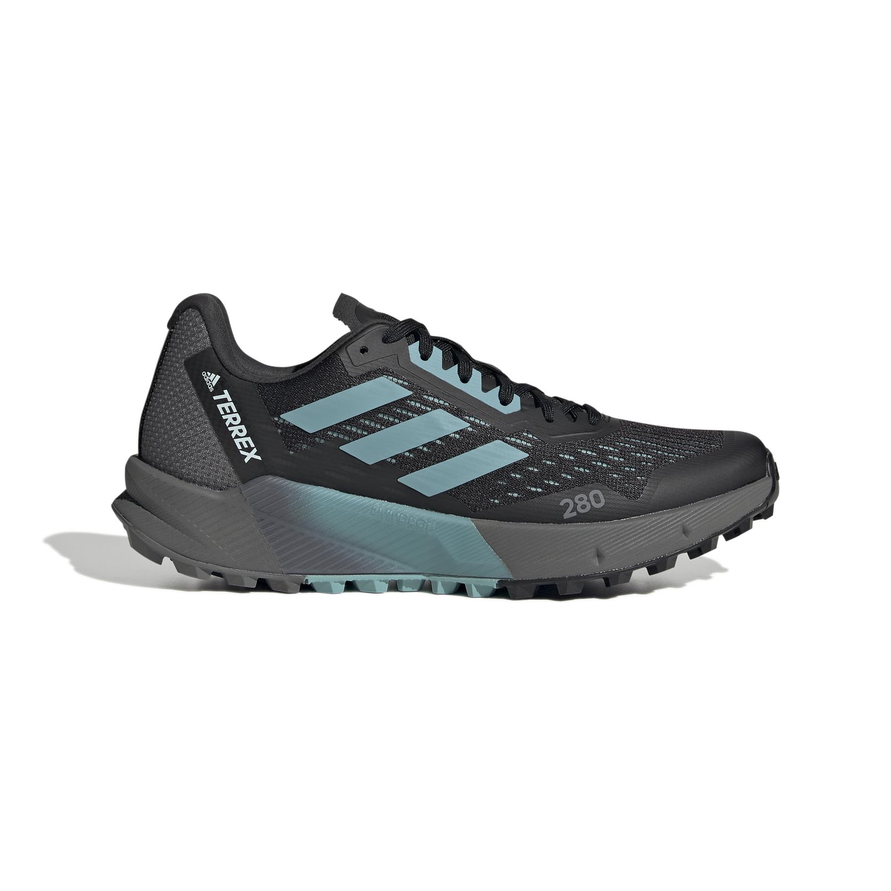 product/a/d/adidas_h03189_1_footwear_photography_side_lateral_center_view_white_000.jpg