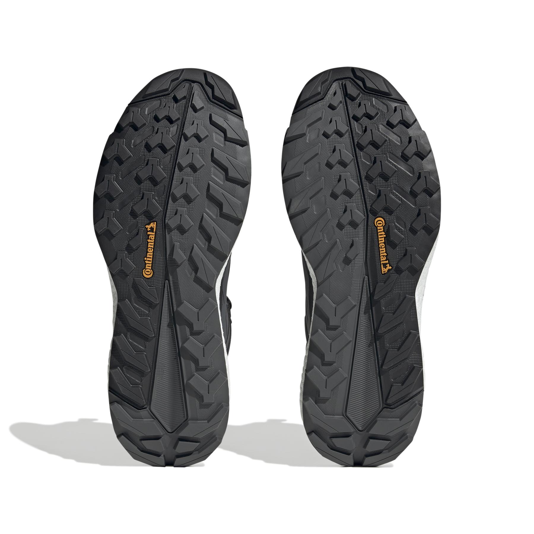 product/a/d/adidas_hp7818_4_footwear_photography_bottom_view_white.jpg