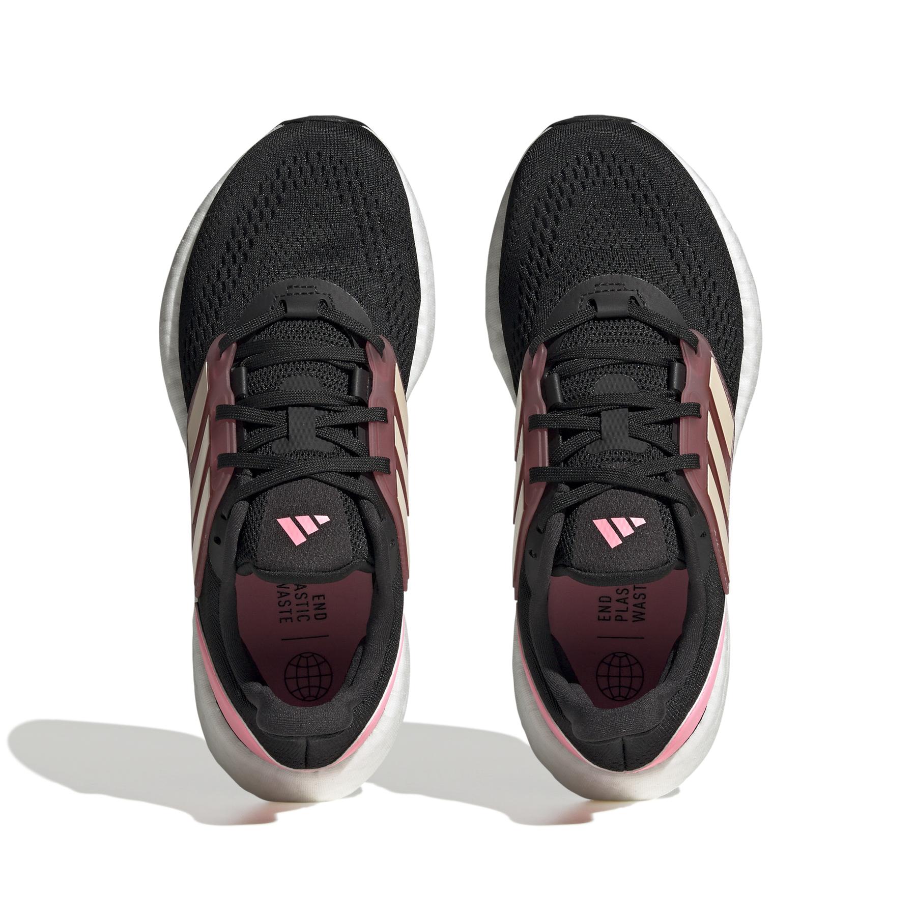 product/a/d/adidas_hq8581_3_footwear_photography_top_portrait_view_white_000.jpg
