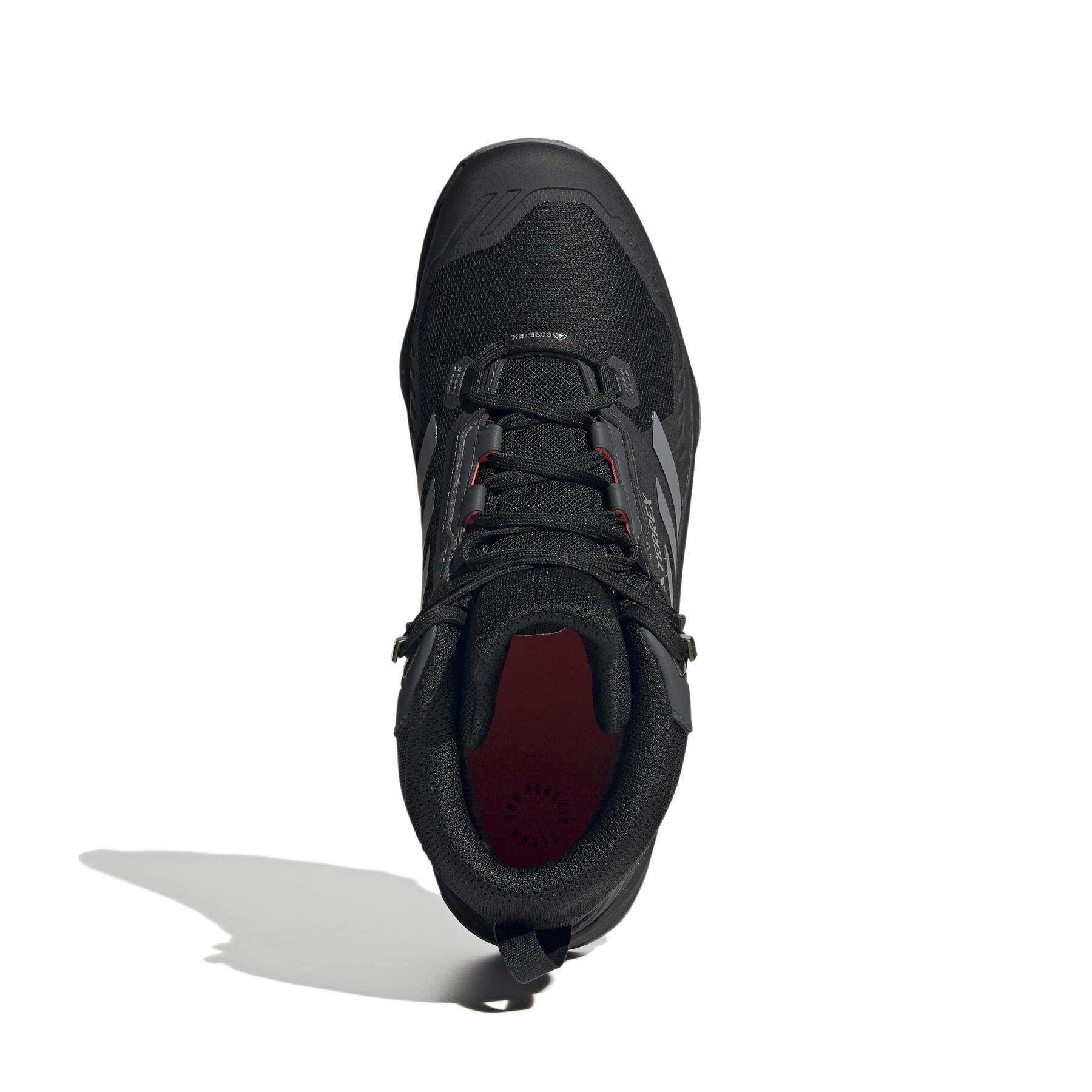 product/a/d/adidas_hr1308_3_footwear_photography_top_portrait_view_white_000.jpg