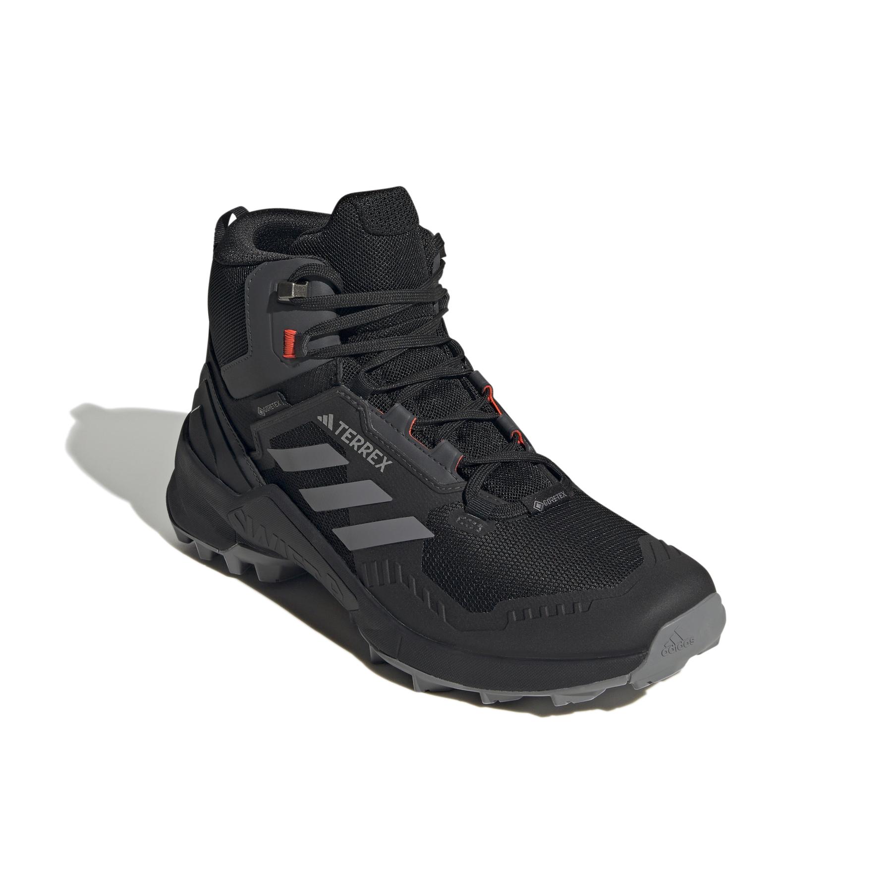product/a/d/adidas_hr1308_6_footwear_photography_front_lateral_top_view_white_000.jpg