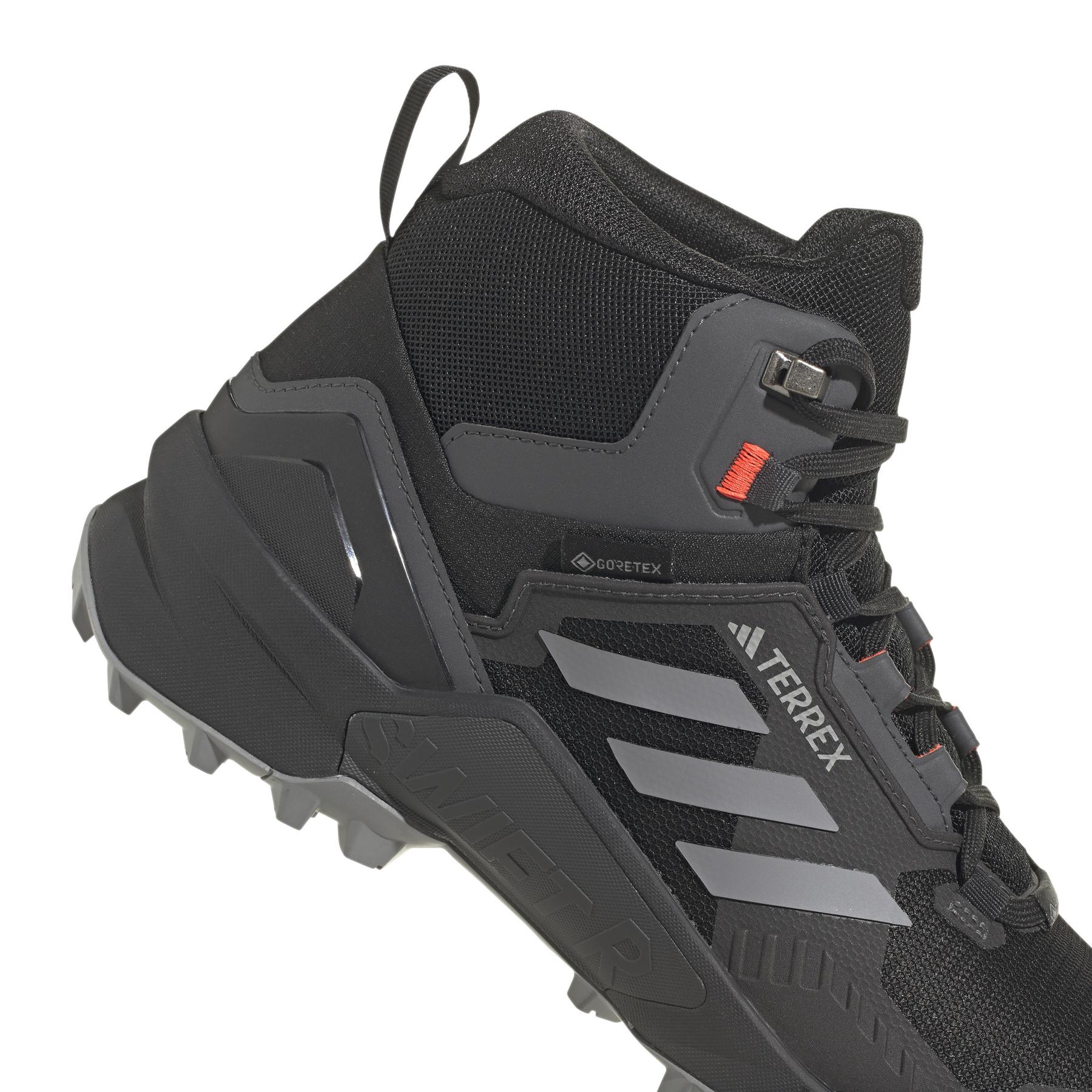 product/a/d/adidas_hr1308_9_footwear_photography_detail_view_2_white_000.jpg