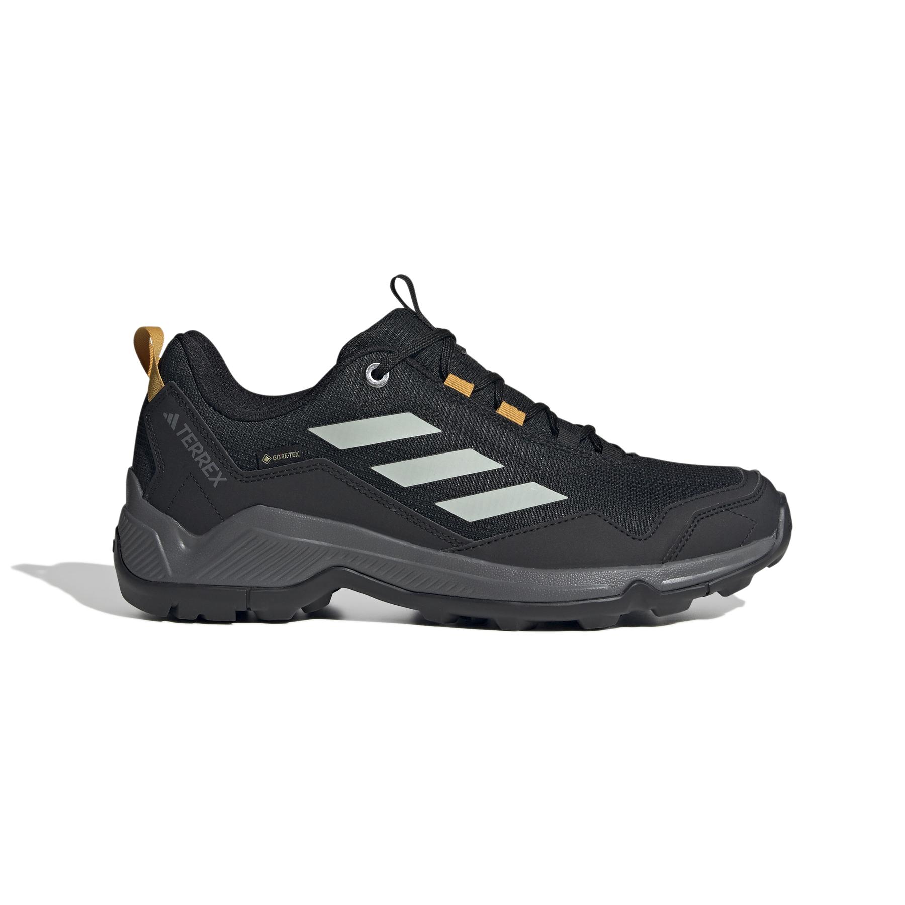 product/a/d/adidas_id7847_1_footwear_photography_side_lateral_center_view_white.jpg