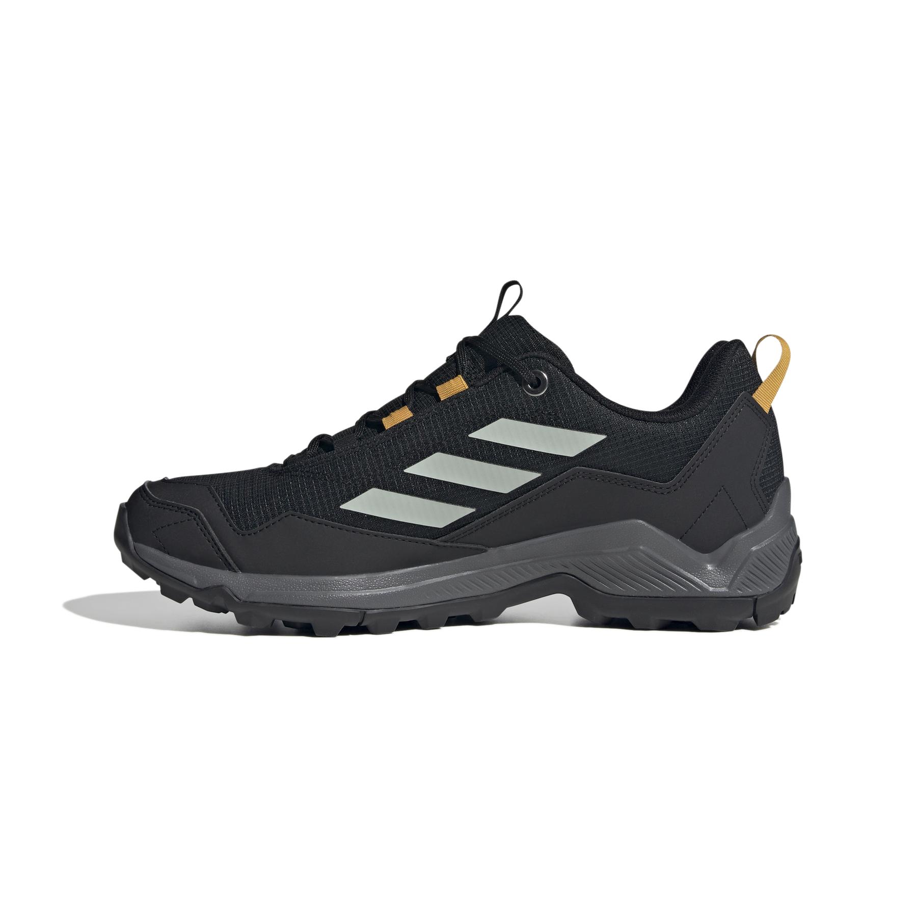 product/a/d/adidas_id7847_5_footwear_photography_side_medial_center_view_white.jpg