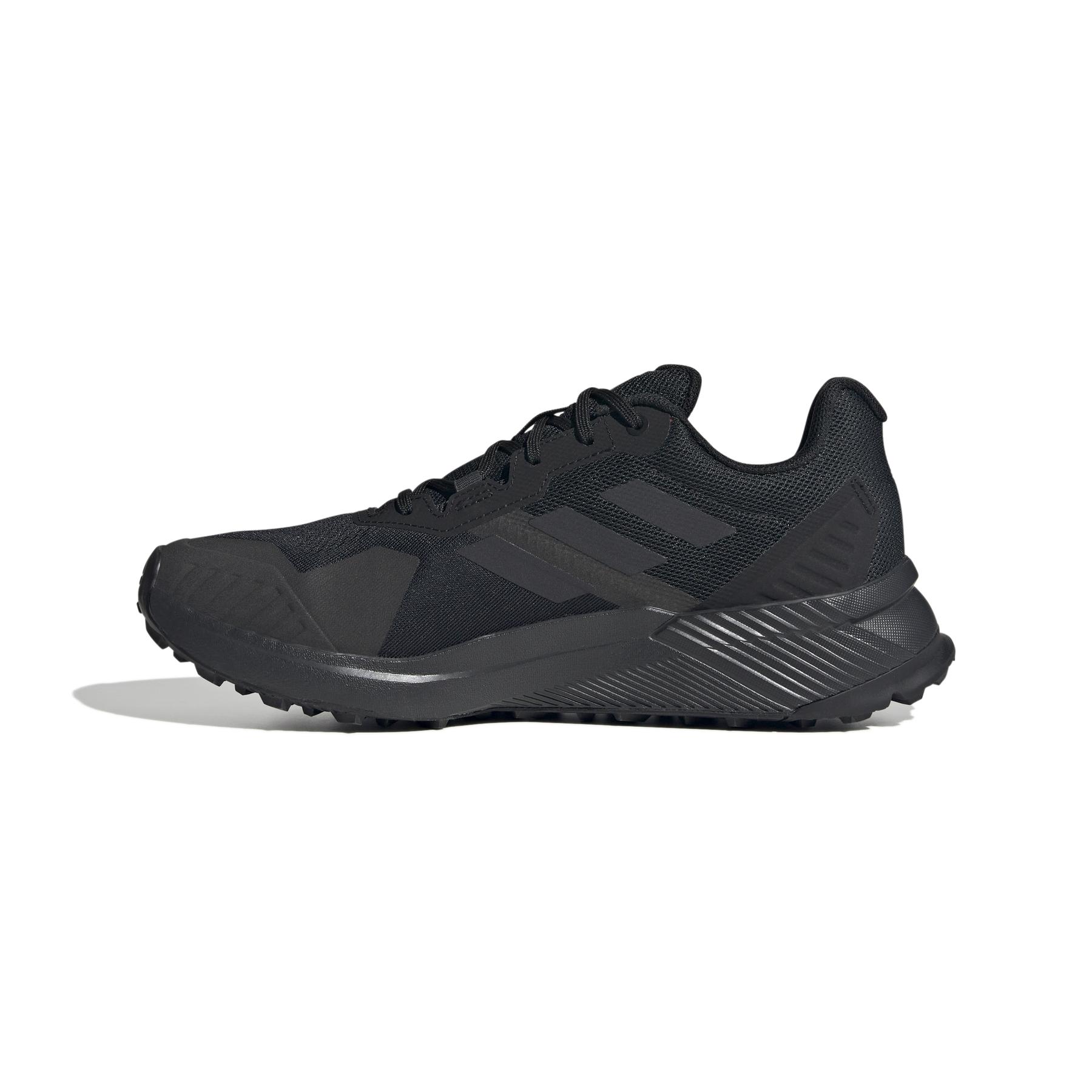 product/a/d/adidas_if5015_5_footwear_photography_side_medial_center_view_white.jpg