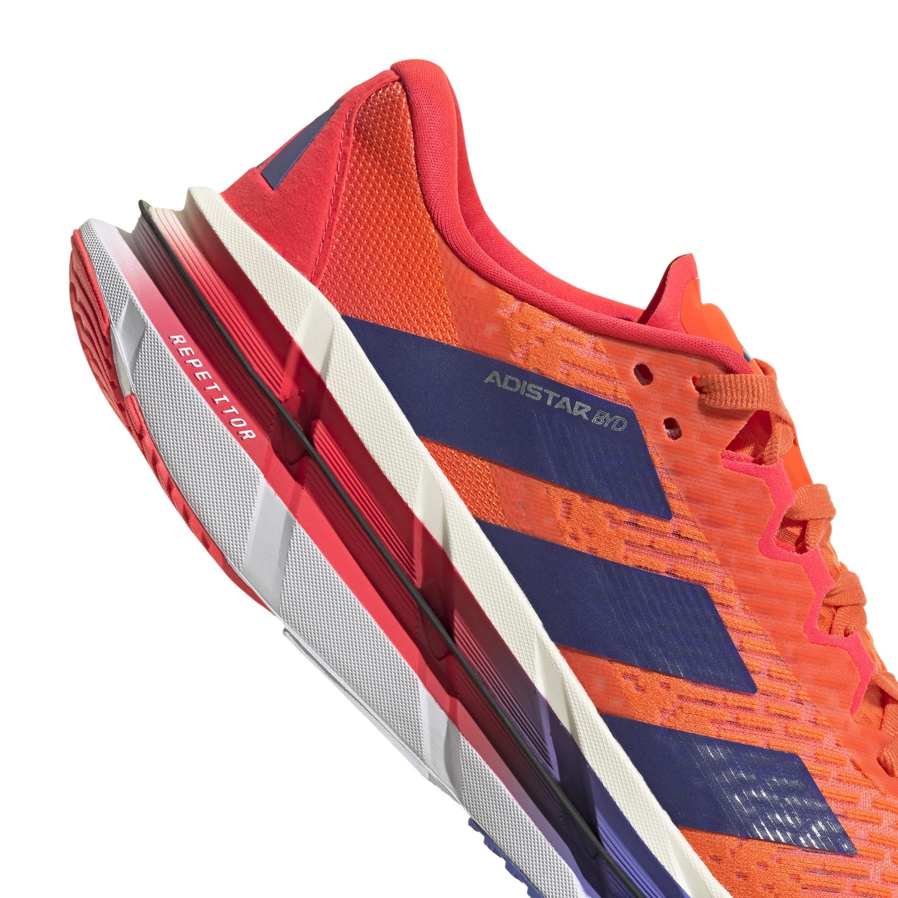 product/a/d/adidas_if9562_9_footwear_photography_detail_view_2_white-nw091625.jpg