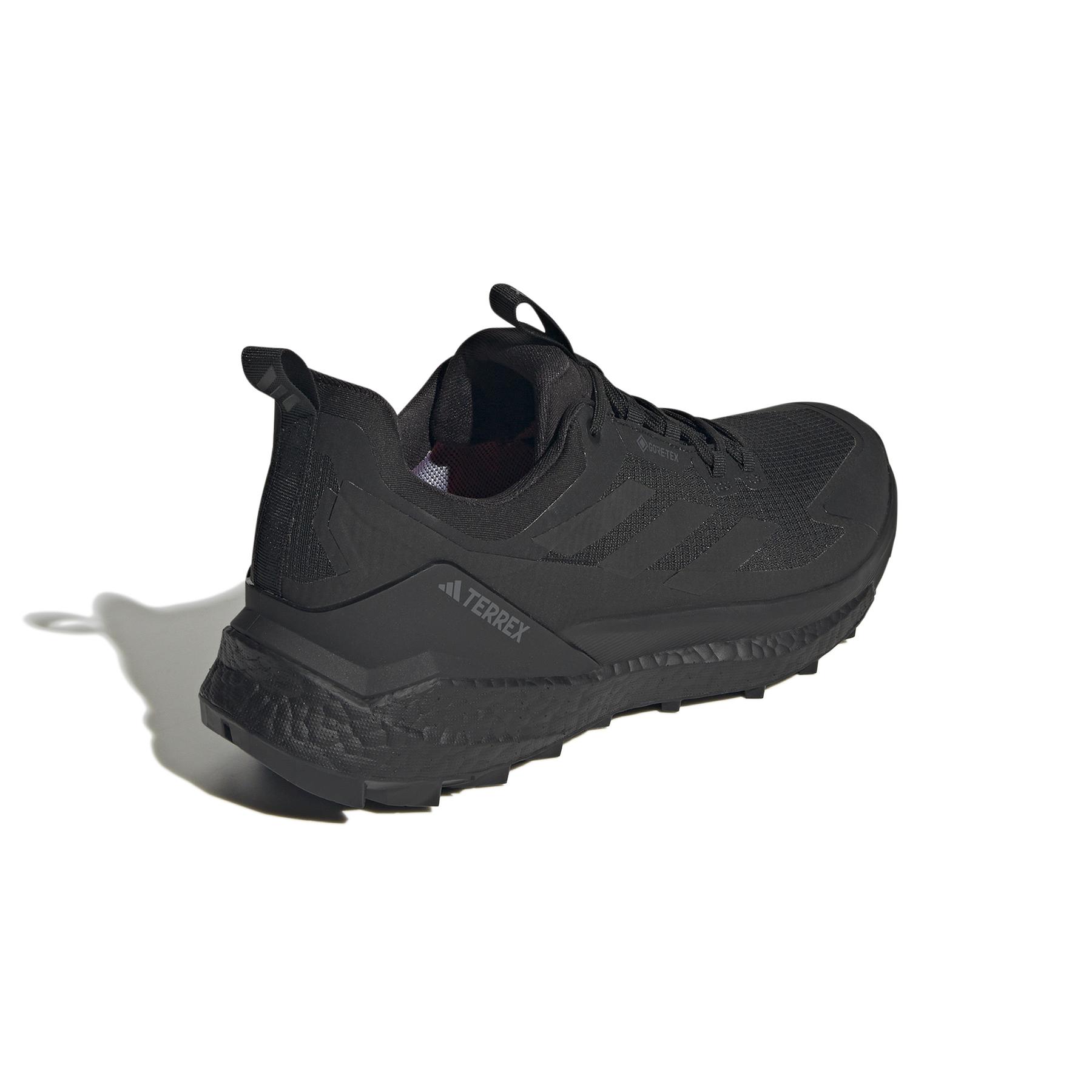product/a/d/adidas_ih0672_7_footwear_photography_back_lateral_top_view_white.jpg