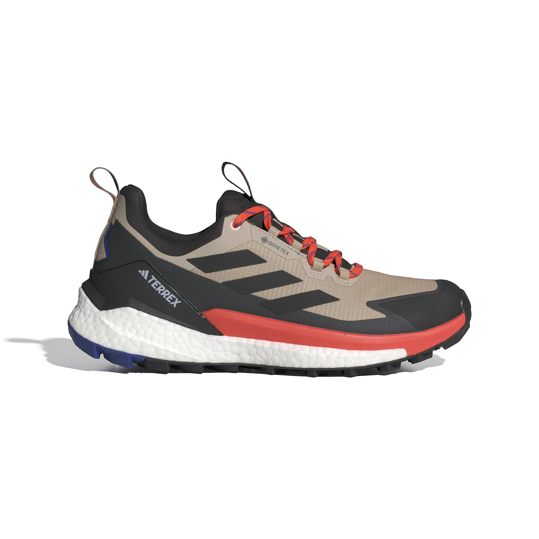 product/a/d/adidas_ih3536_1_footwear_photography_side_lateral_center_view_white.jpg