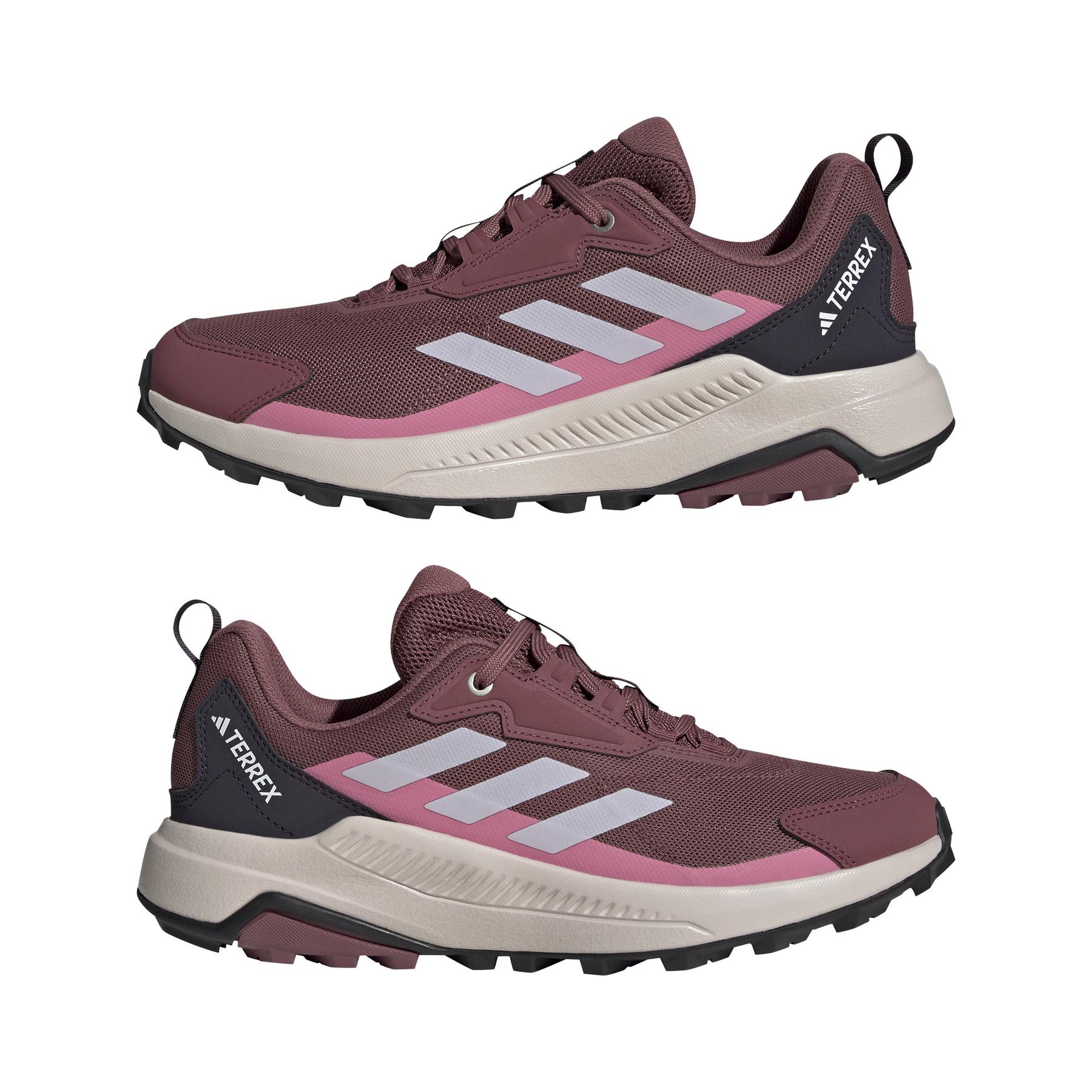 product/a/d/adidas_ih3549_10_footwear_photography_mirrored_pair_view_white.jpg