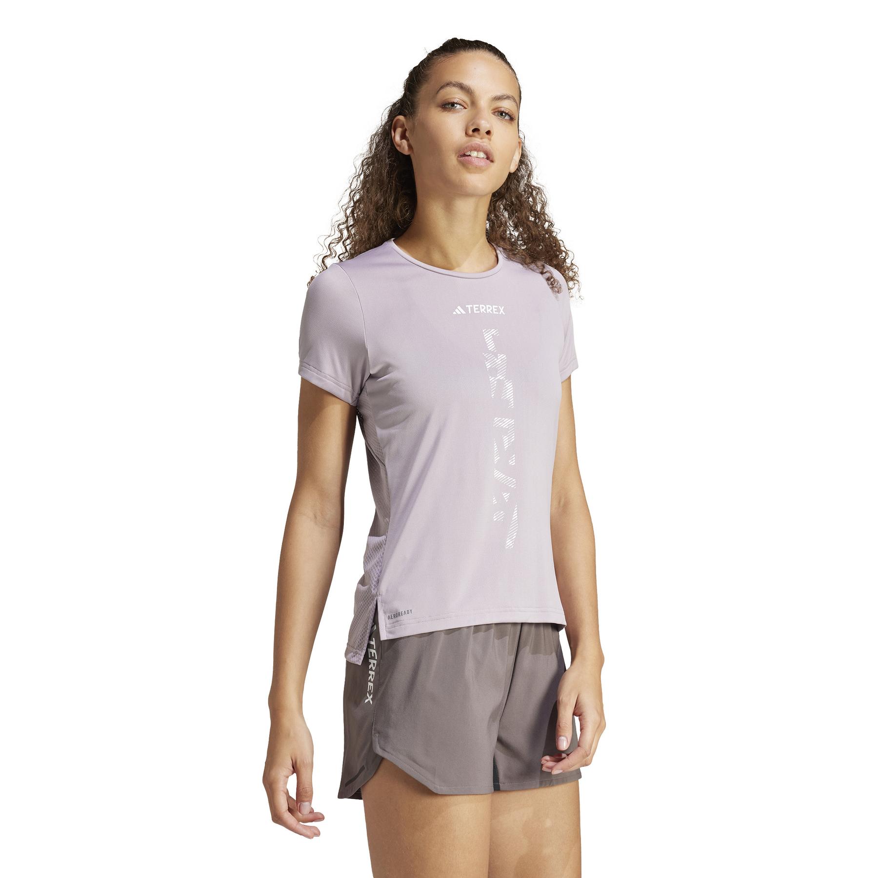 product/a/d/adidas_ip4821_6_apparel_on_model_walking_view_white.jpg