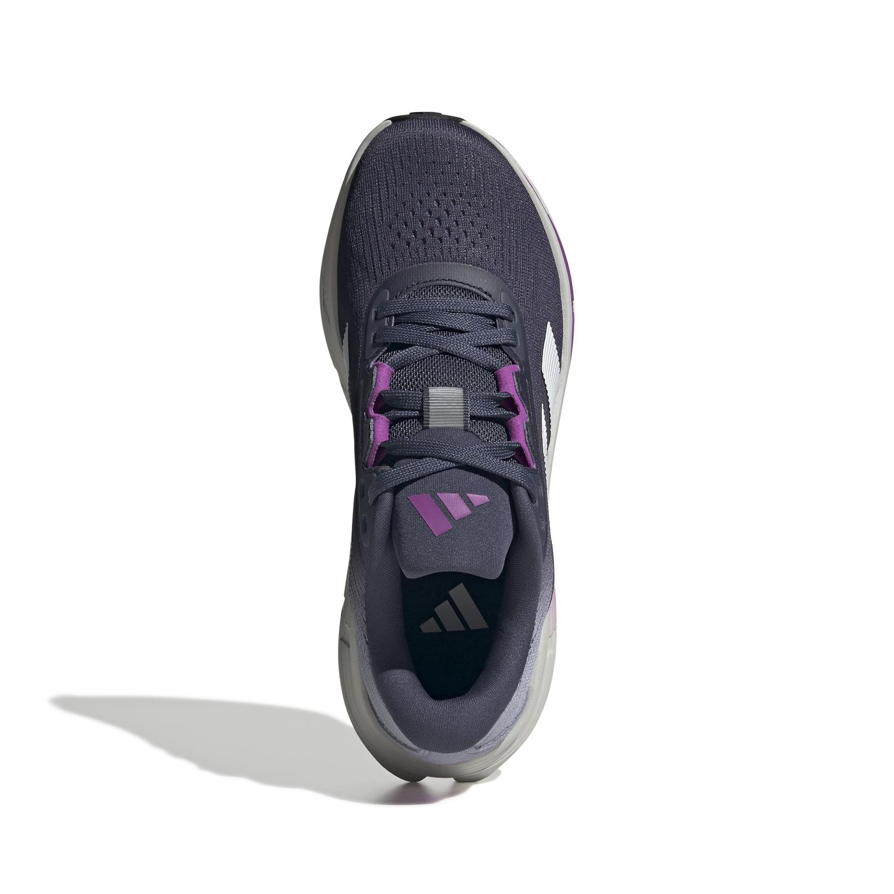 product/a/d/adidas_jq5064_3_footwear_photography_top_portrait_view_white-nw091625.jpg