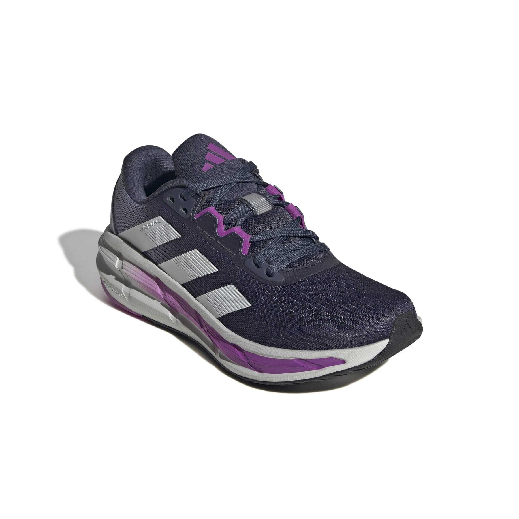 product/a/d/adidas_jq5064_6_footwear_photography_front_lateral_top_view_white-nw091625.jpg