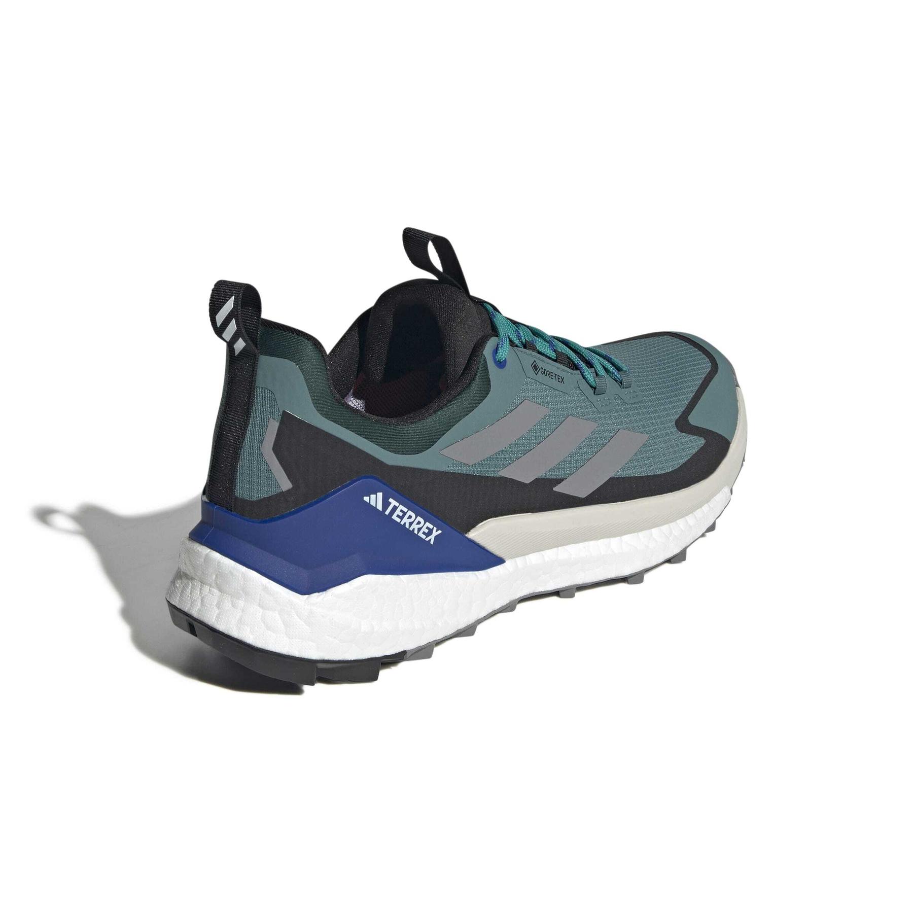 product/a/d/adidas_jq9908_7_footwear_photography_back_lateral_top_view_white-nw091625.jpg