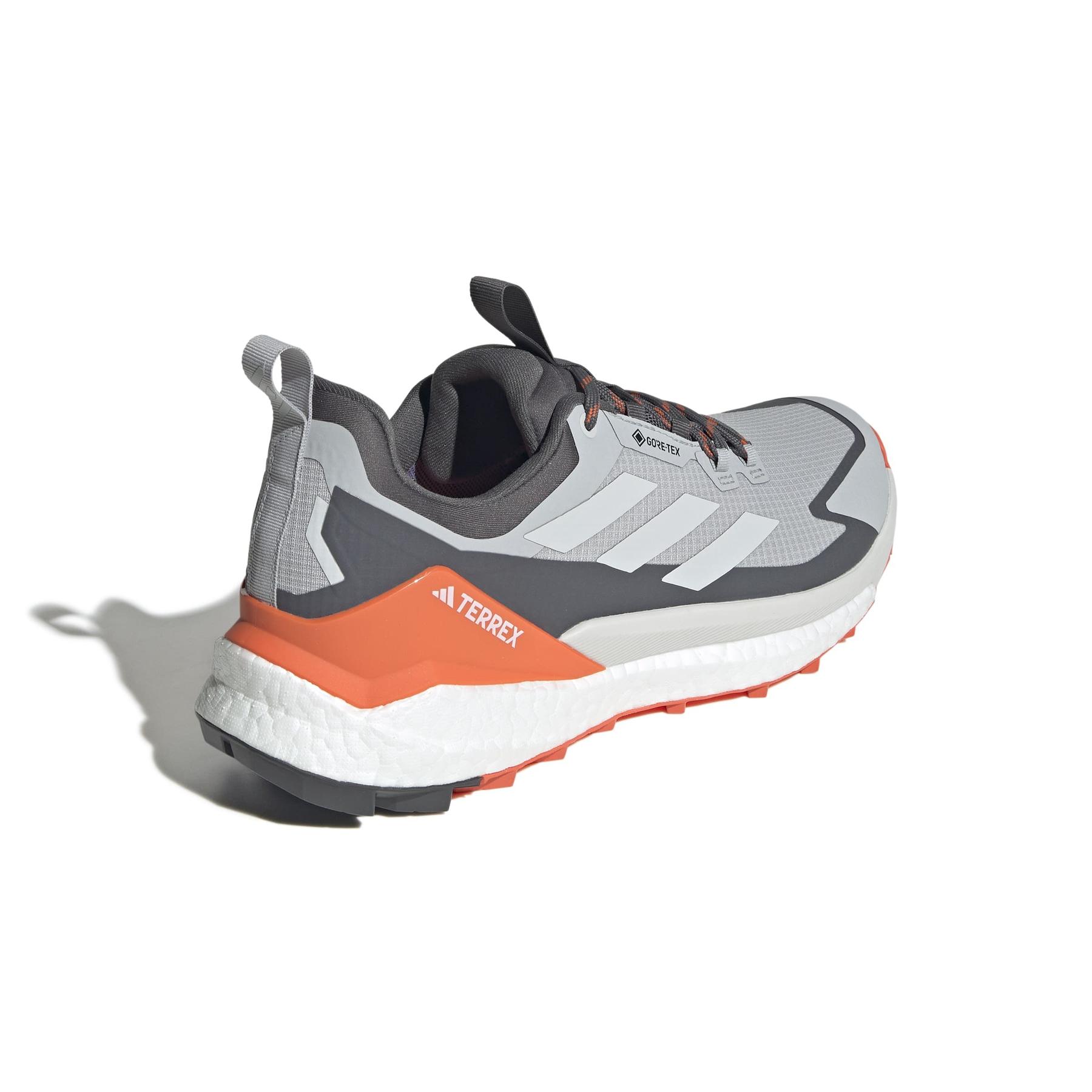 product/a/d/adidas_jq9909_7_footwear_photography_back_lateral_top_view_white-nw091625.jpg