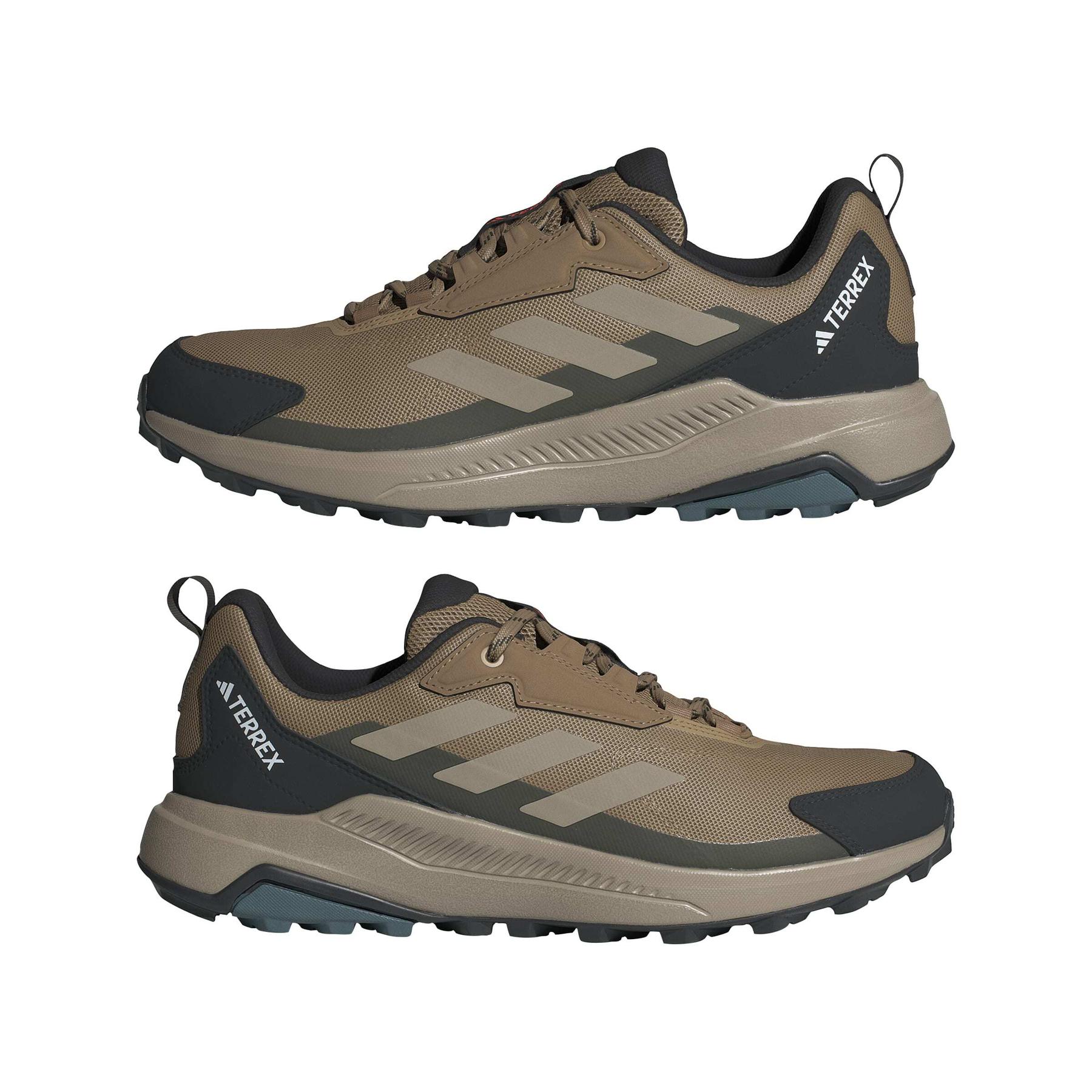 product/a/d/adidas_jq9953_10_footwear_photography_mirrored_pair_view_white-nw091625.jpg