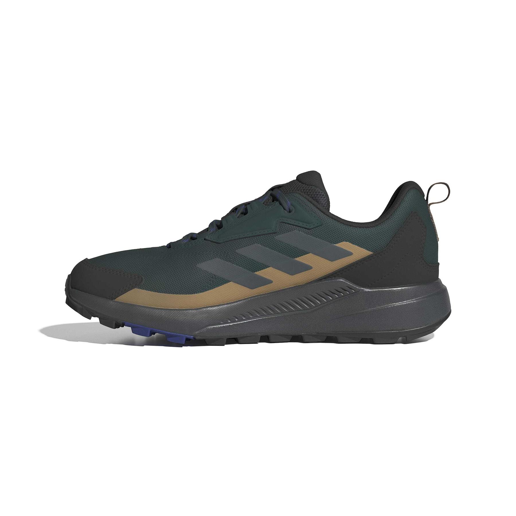 product/a/d/adidas_jq9954_5_footwear_photography_side_medial_center_view_white-nw091625.jpg