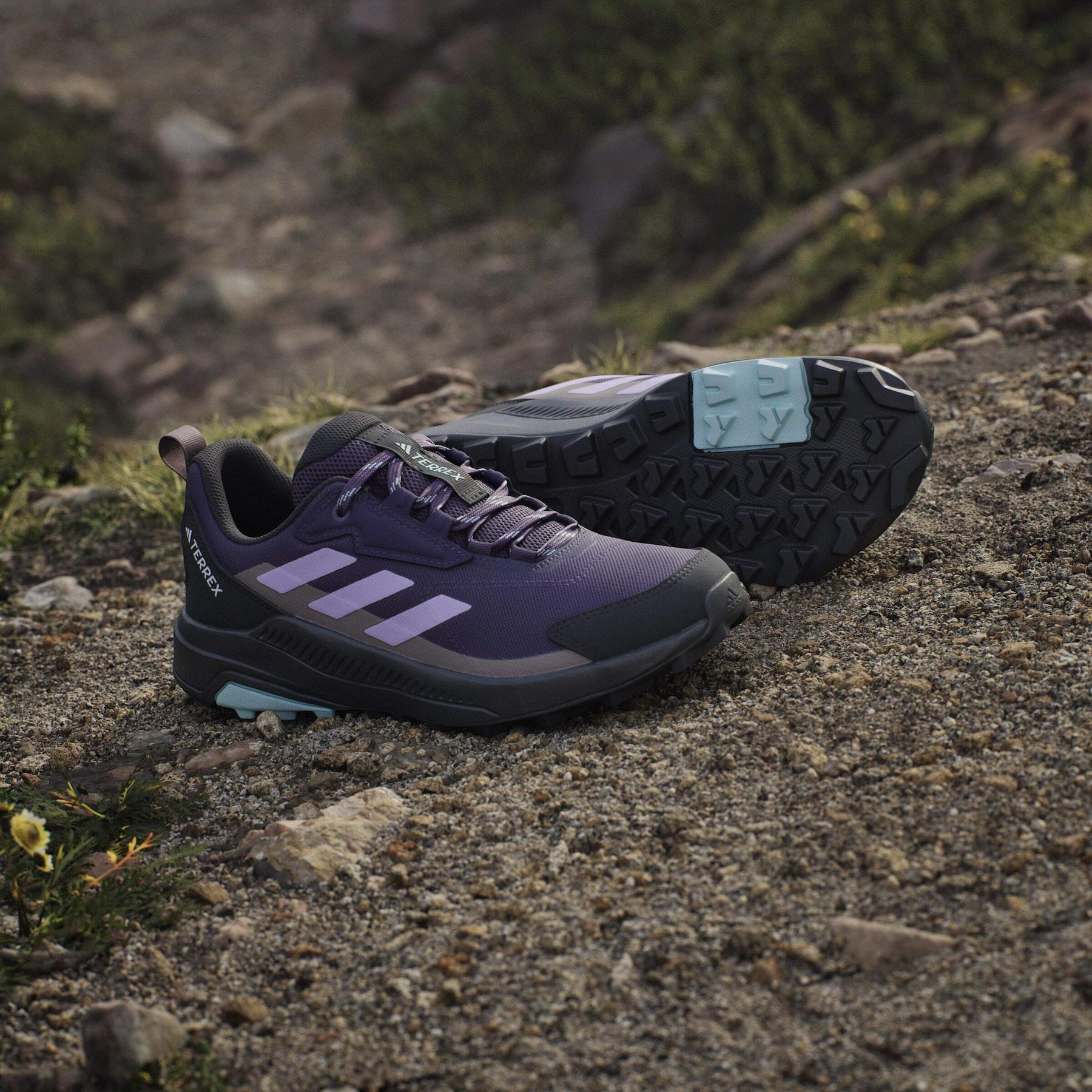 product/a/d/adidas_jq9956_21_footwear_photography_heromrktng_view_8-nw091625.jpg