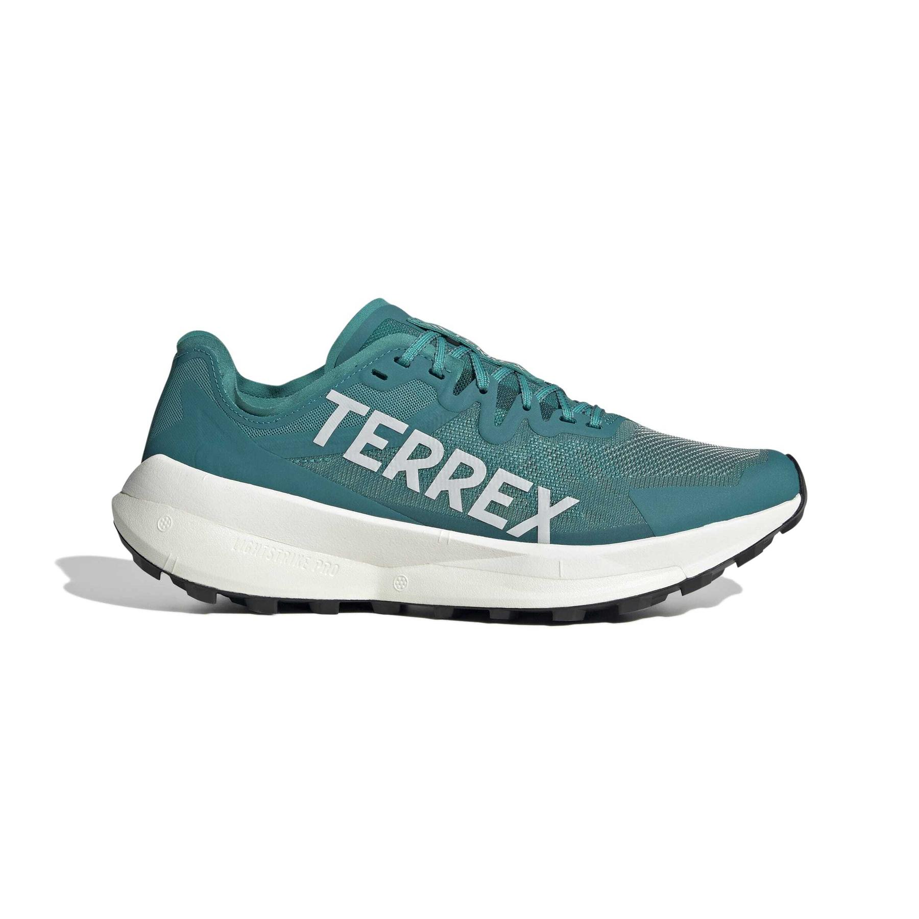 product/a/d/adidas_jr5239_1_footwear_photography_side_lateral_center_view_white-nw091725.jpg