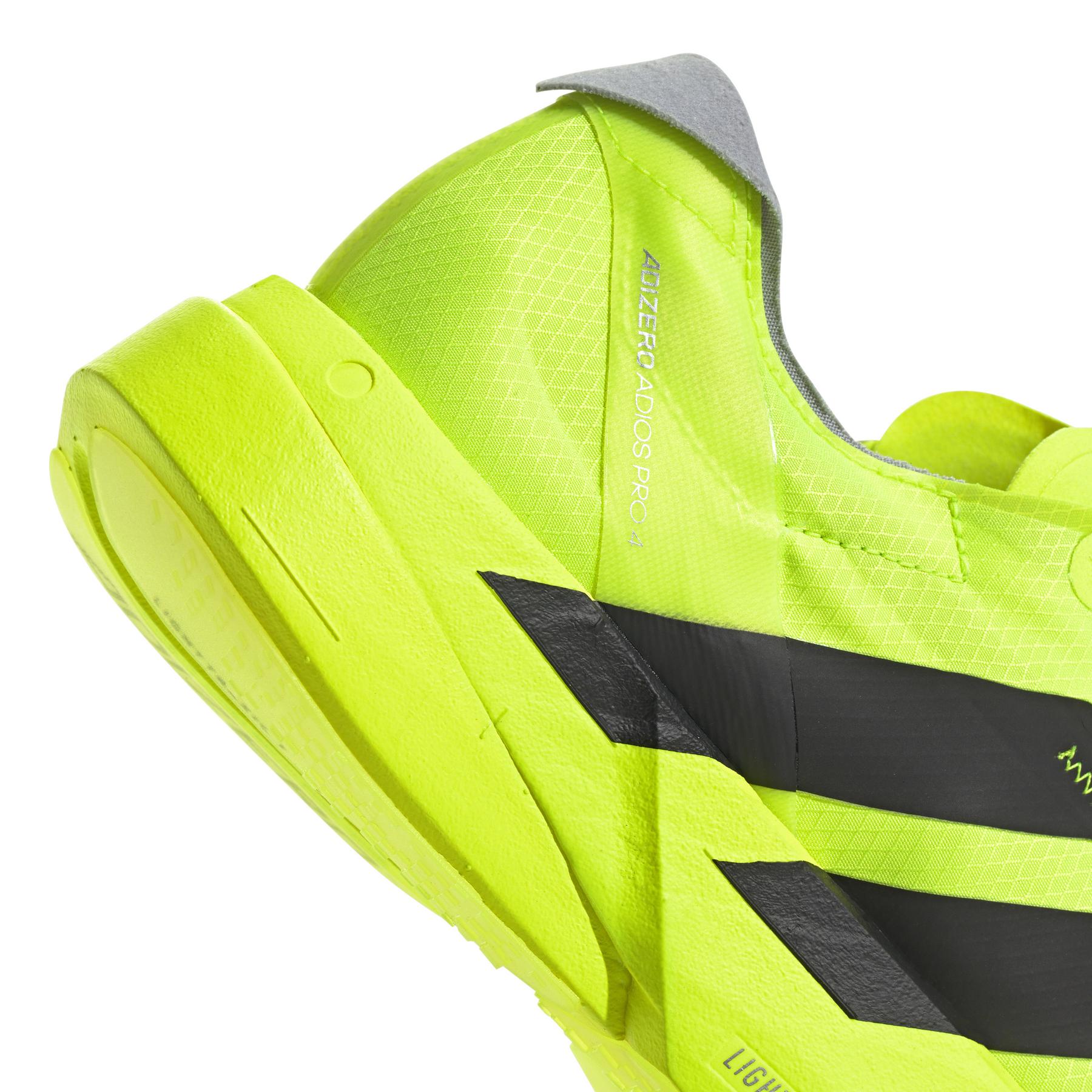 product/a/d/adidas_jr6362_9_footwear_photography_detail_view_2_white.jpg