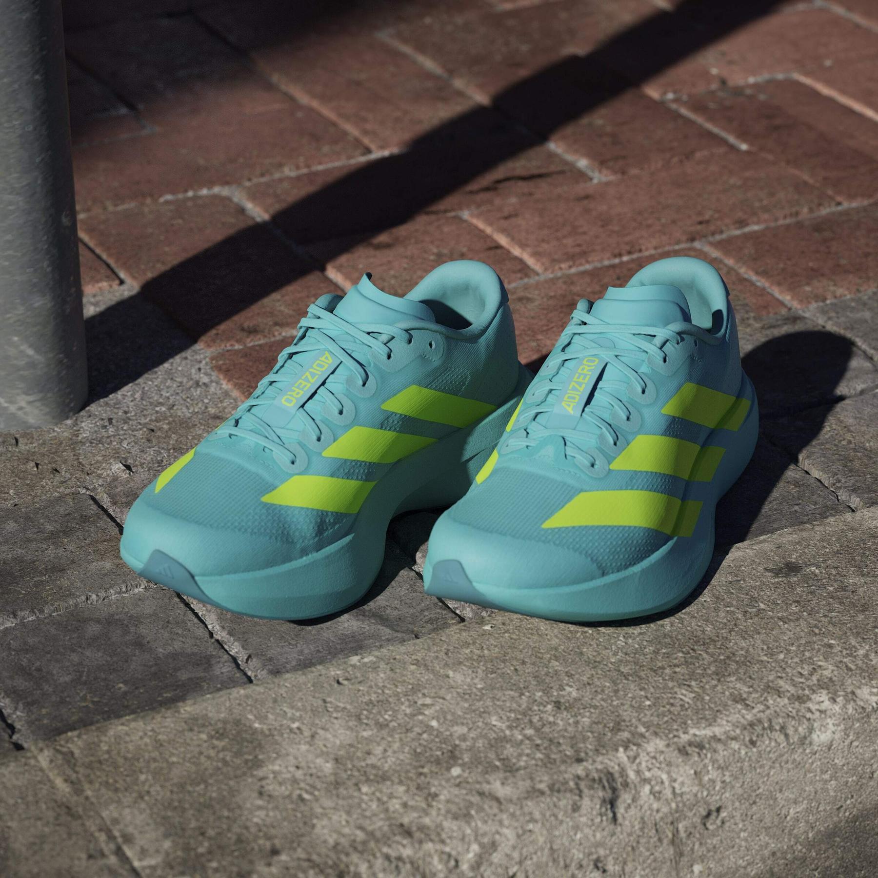 product/a/d/adidas_js4506_16_footwear_photography_heromrktng_view_5-nw091725.jpg