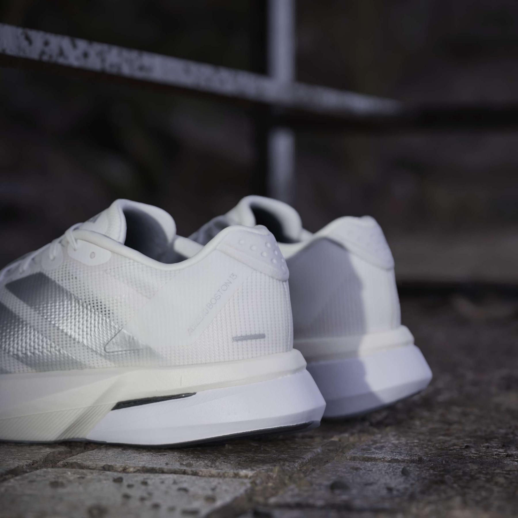 product/a/d/adidas_js4948_21_footwear_photography_heromrktng_view_9-nw091725.jpg