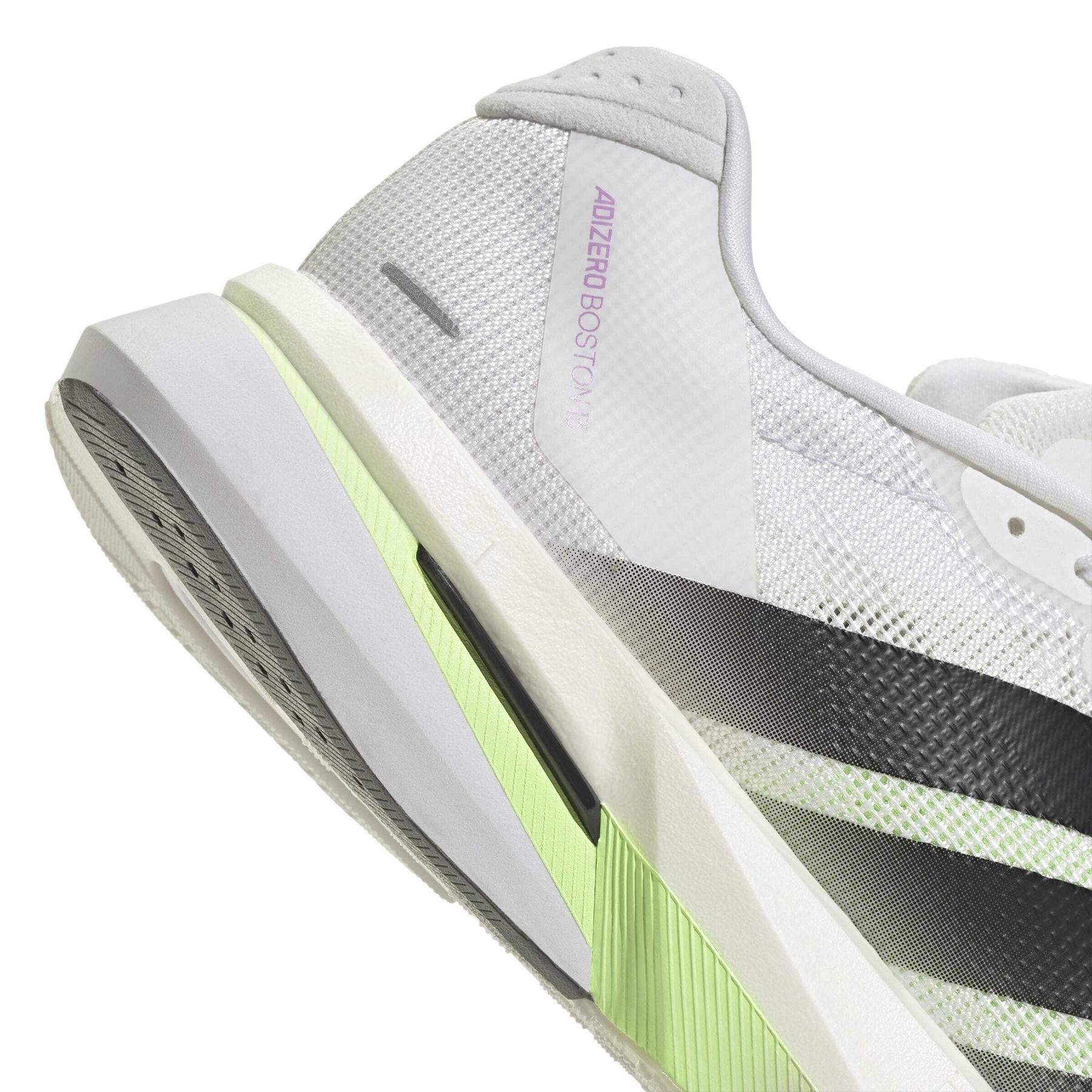 product/a/d/adidas_js4951_9_footwear_photography_detail_view_2_white-nw091725.jpg