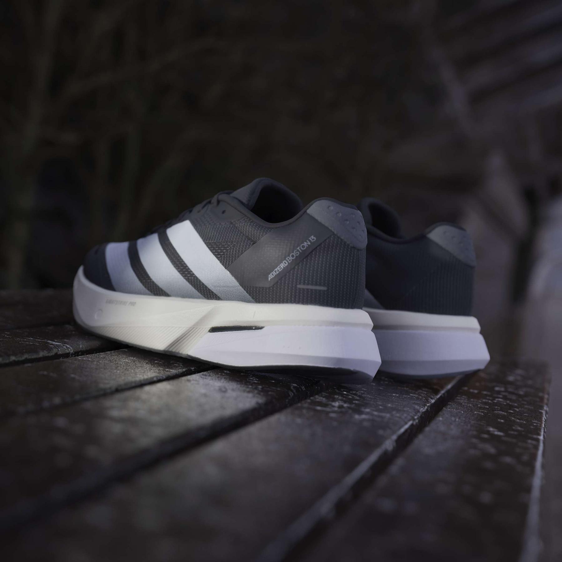 product/a/d/adidas_js4958_19_footwear_photography_heromrktng_view_6-nw091725.jpg