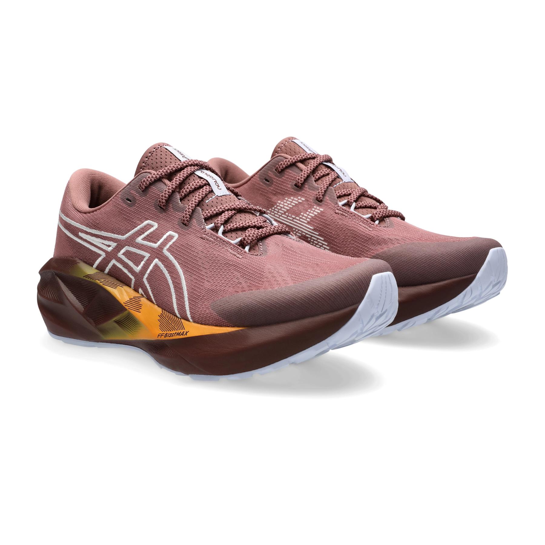 product/a/s/asics_1012b911---600_nature-bathing-rubble-red_2.jpg