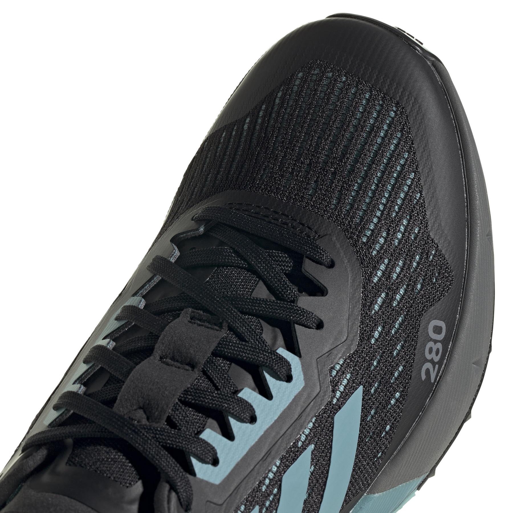product/h/0/h03189_9_footwear_photography_detail_view_2_white.jpg